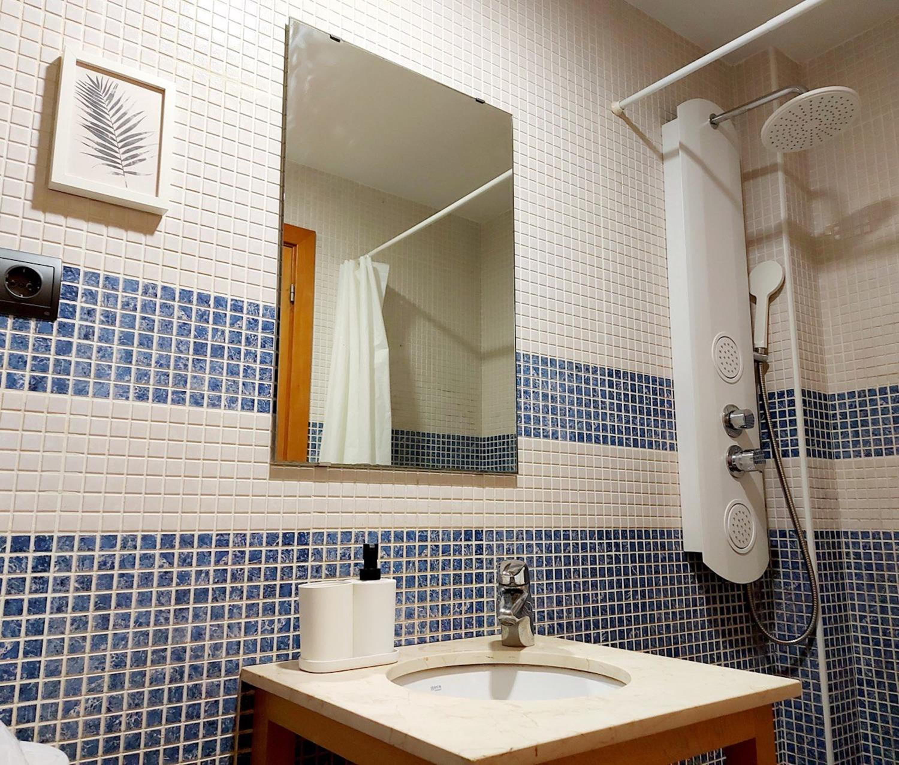 Apartments Holidays2Malaga City Center