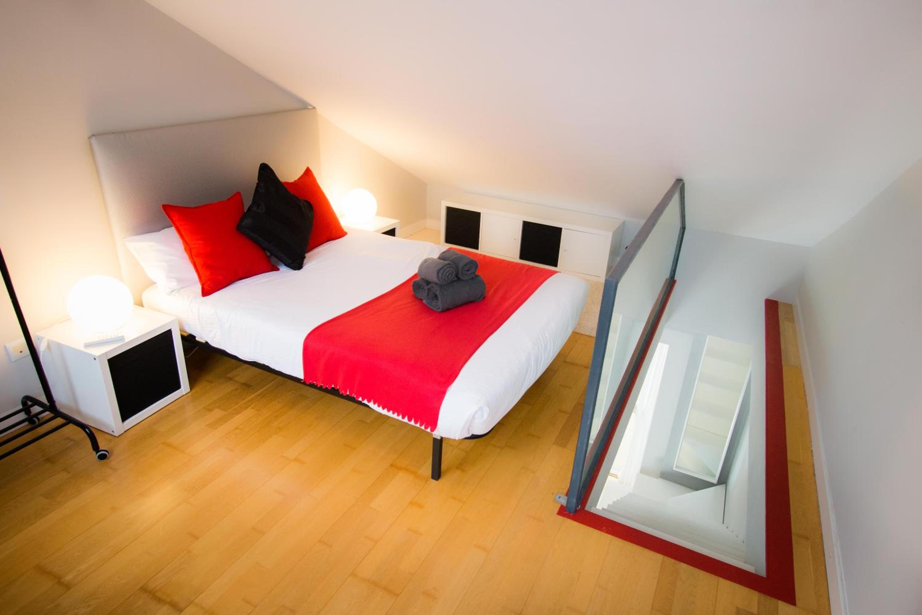 Apartments Holidays2Malaga City Center