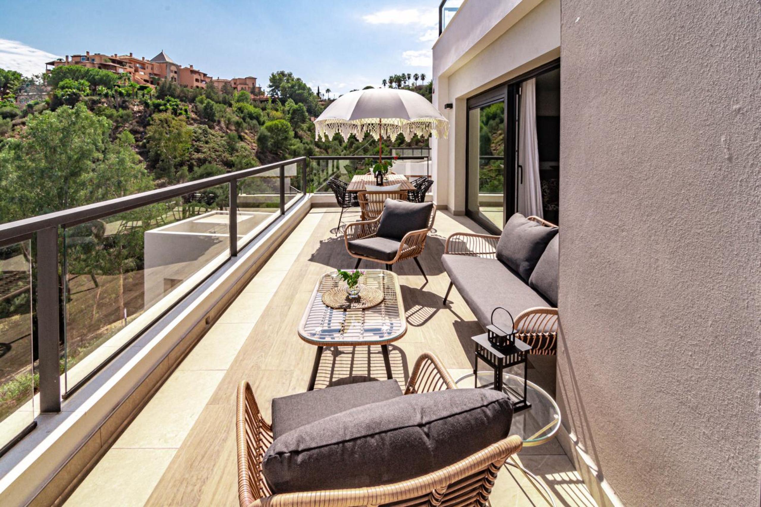 ML4- Marbella Lake by Roomservices view 5