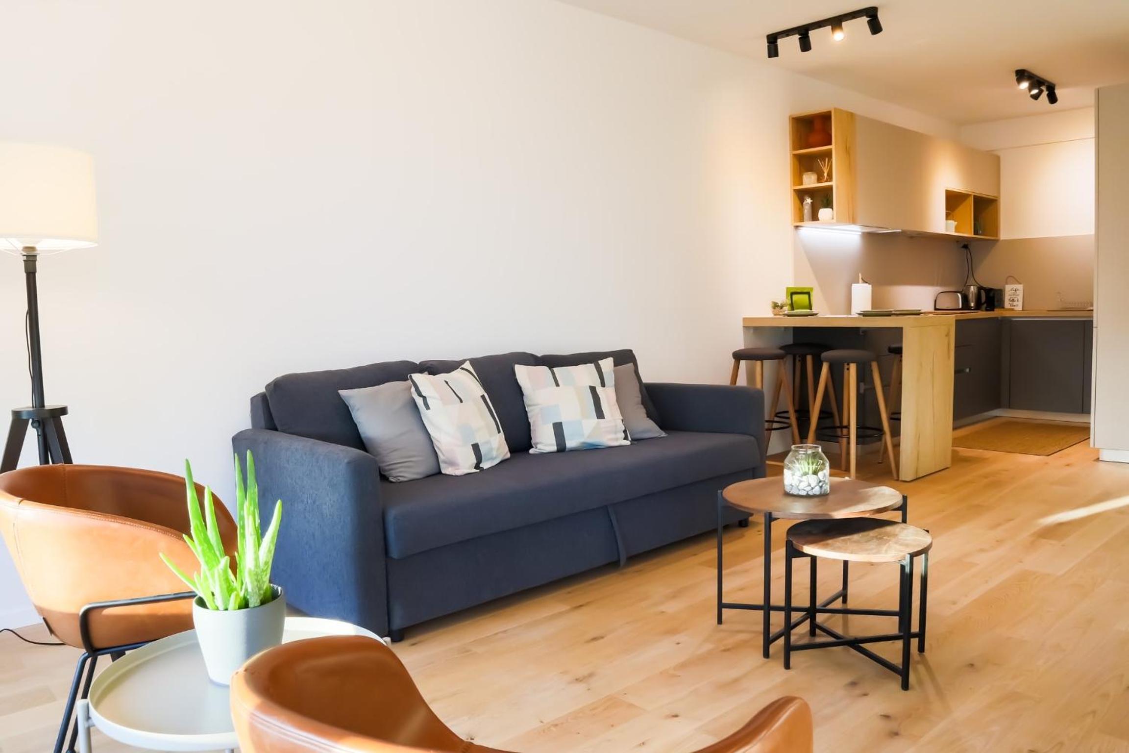 Premium new apartment with panoramic castle view view 4
