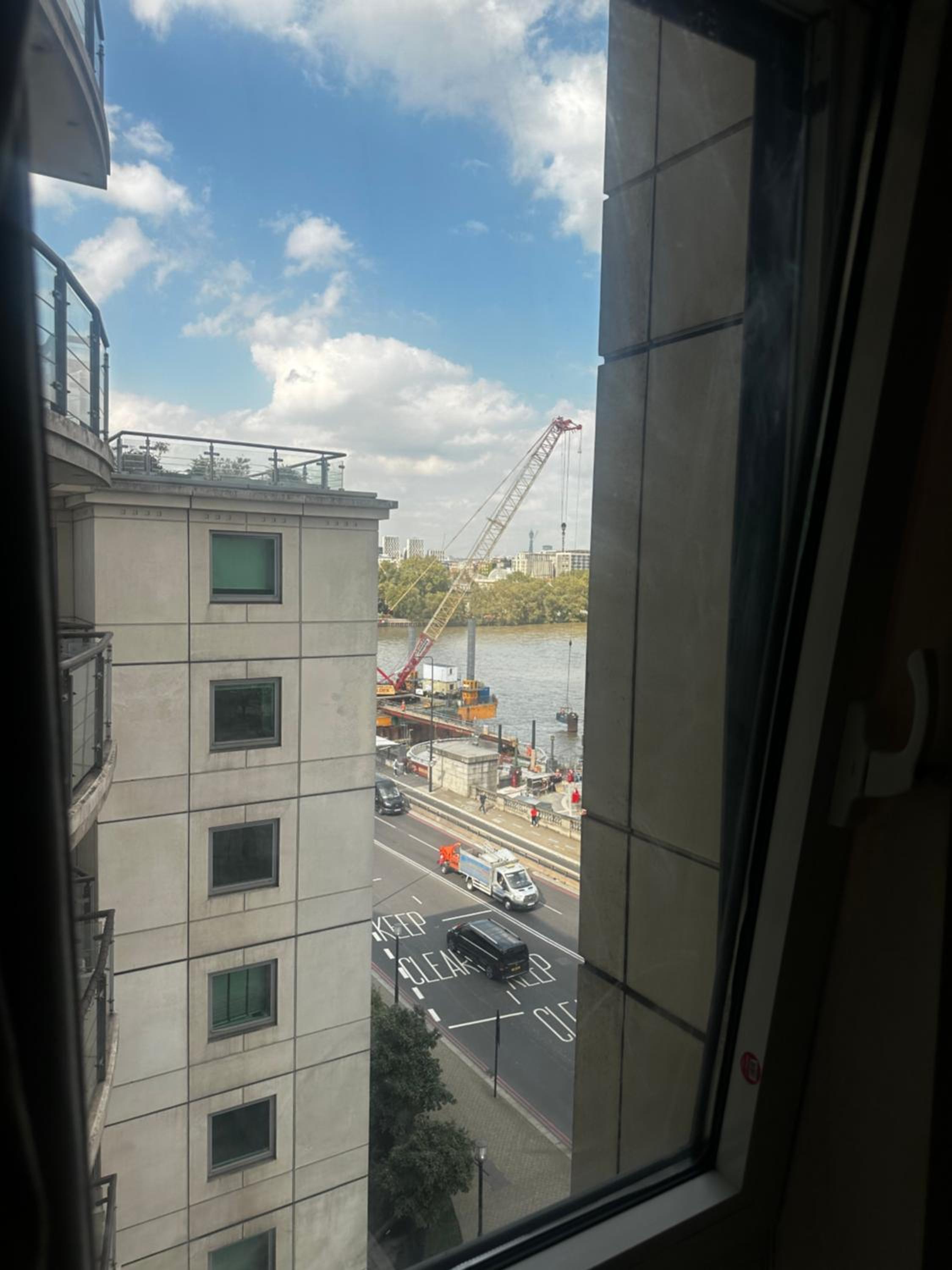 Budget Double room with Private Bathroom - Shared Flat