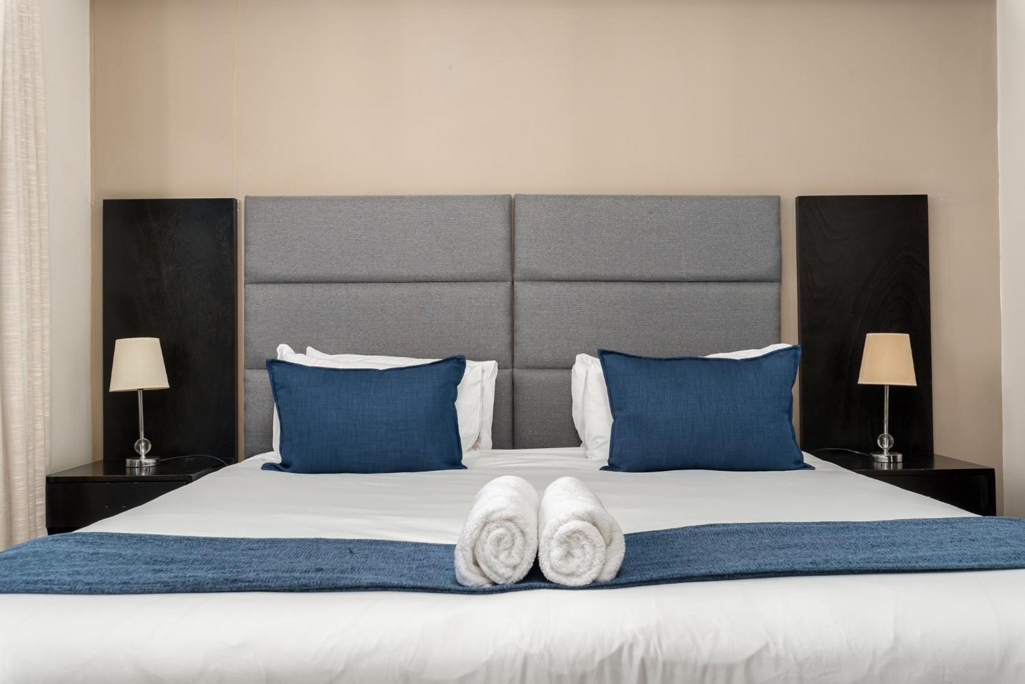 Icon Apartments