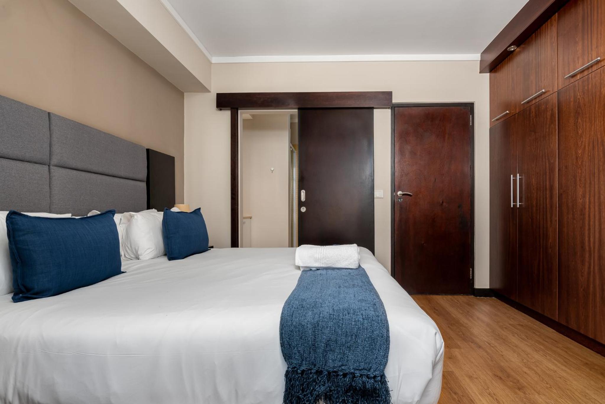 Icon Apartments