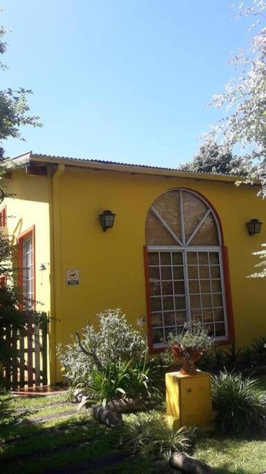 Casa con pileta en Club de Campo