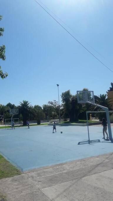 Casa con pileta en Club de Campo