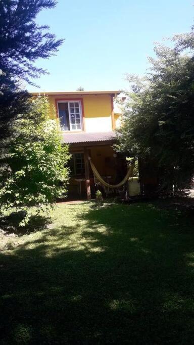 Casa con pileta en Club de Campo