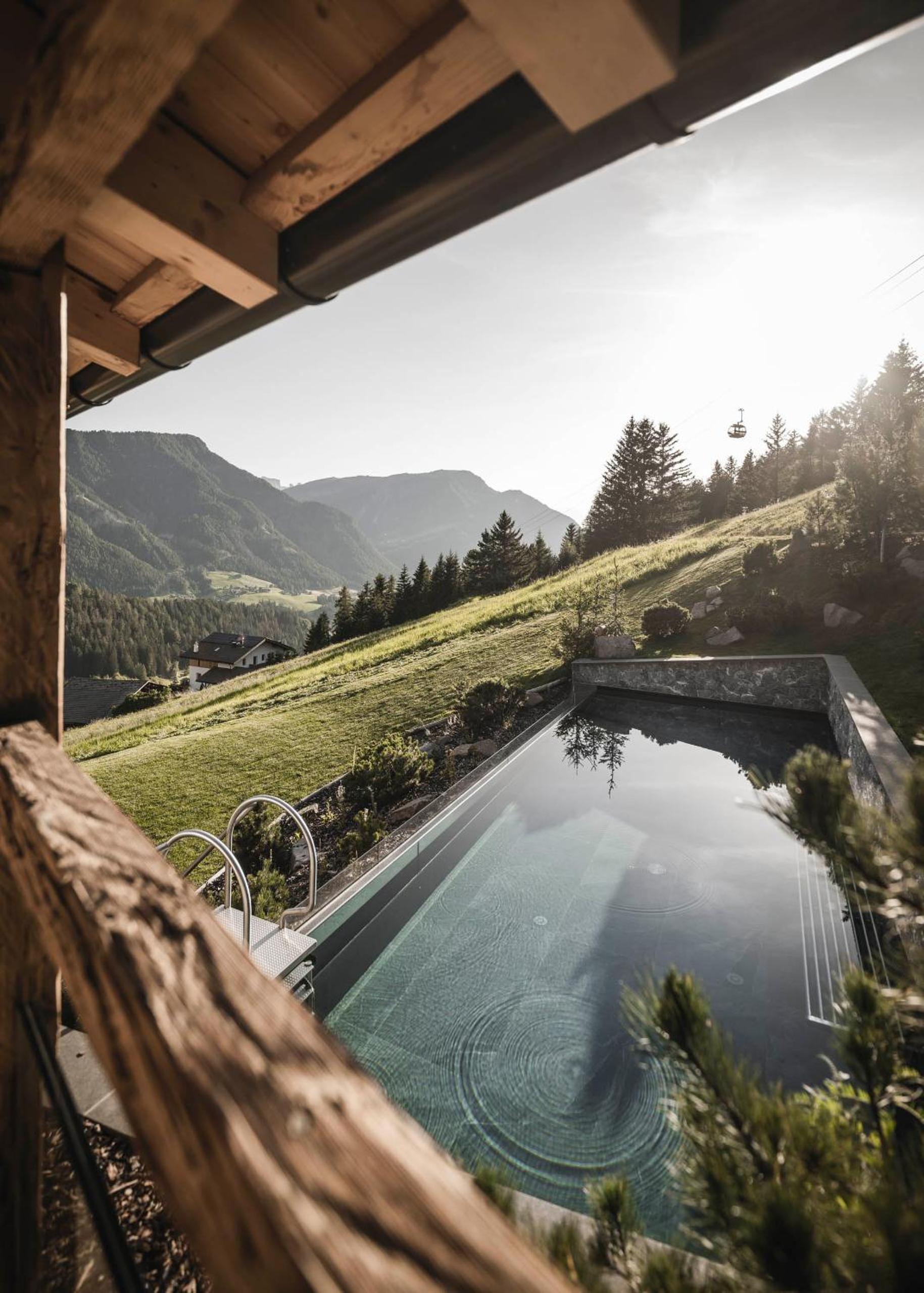 Luxury Chalet Vilaiet view 5