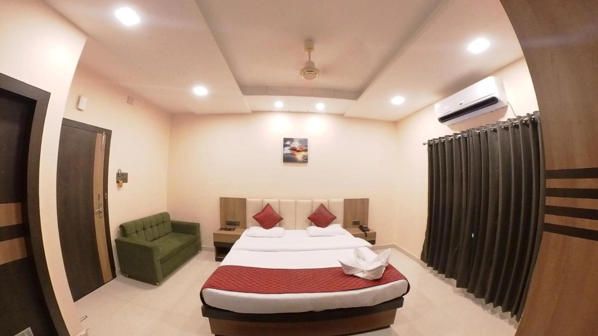 Heritage Suites