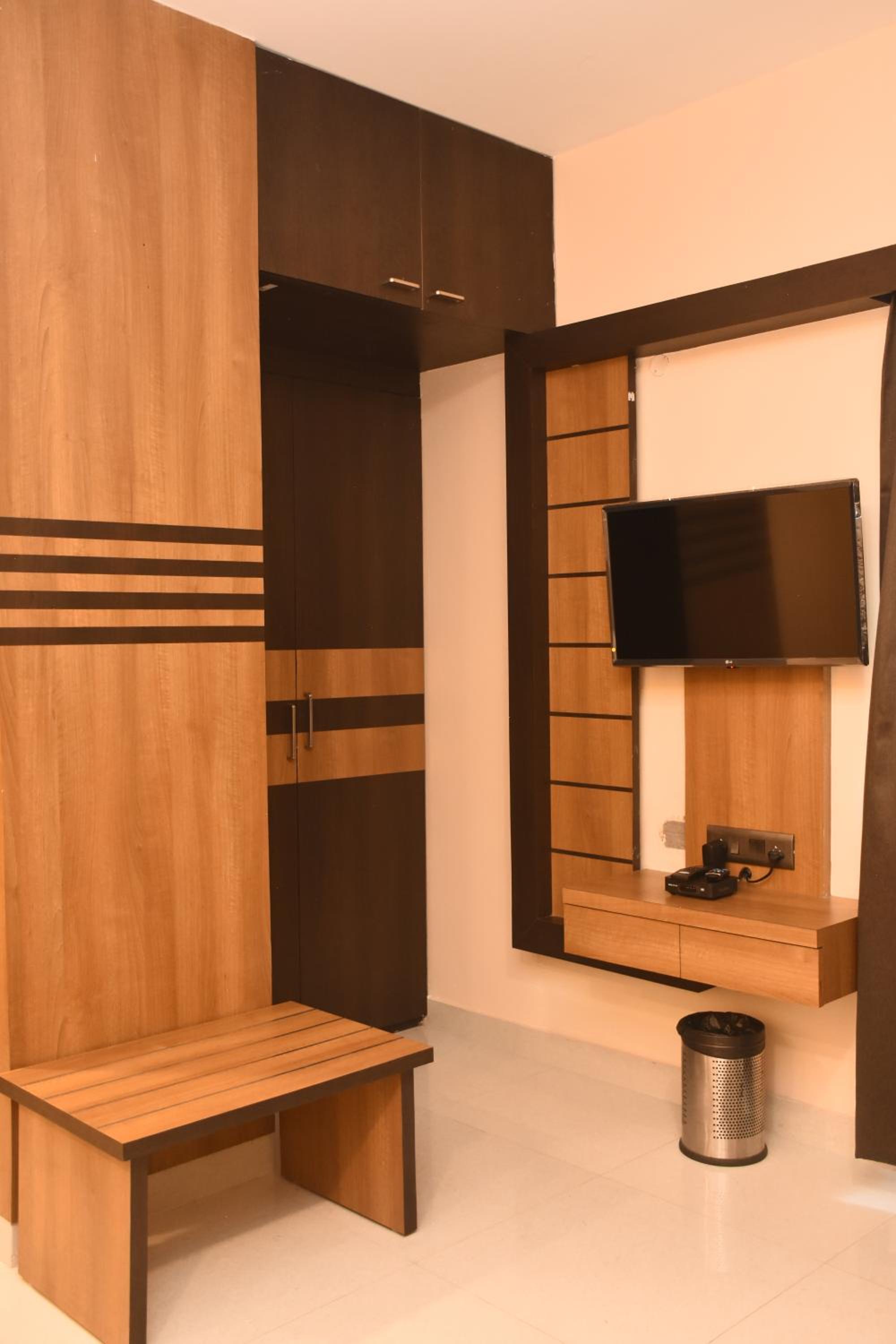 Heritage Suites