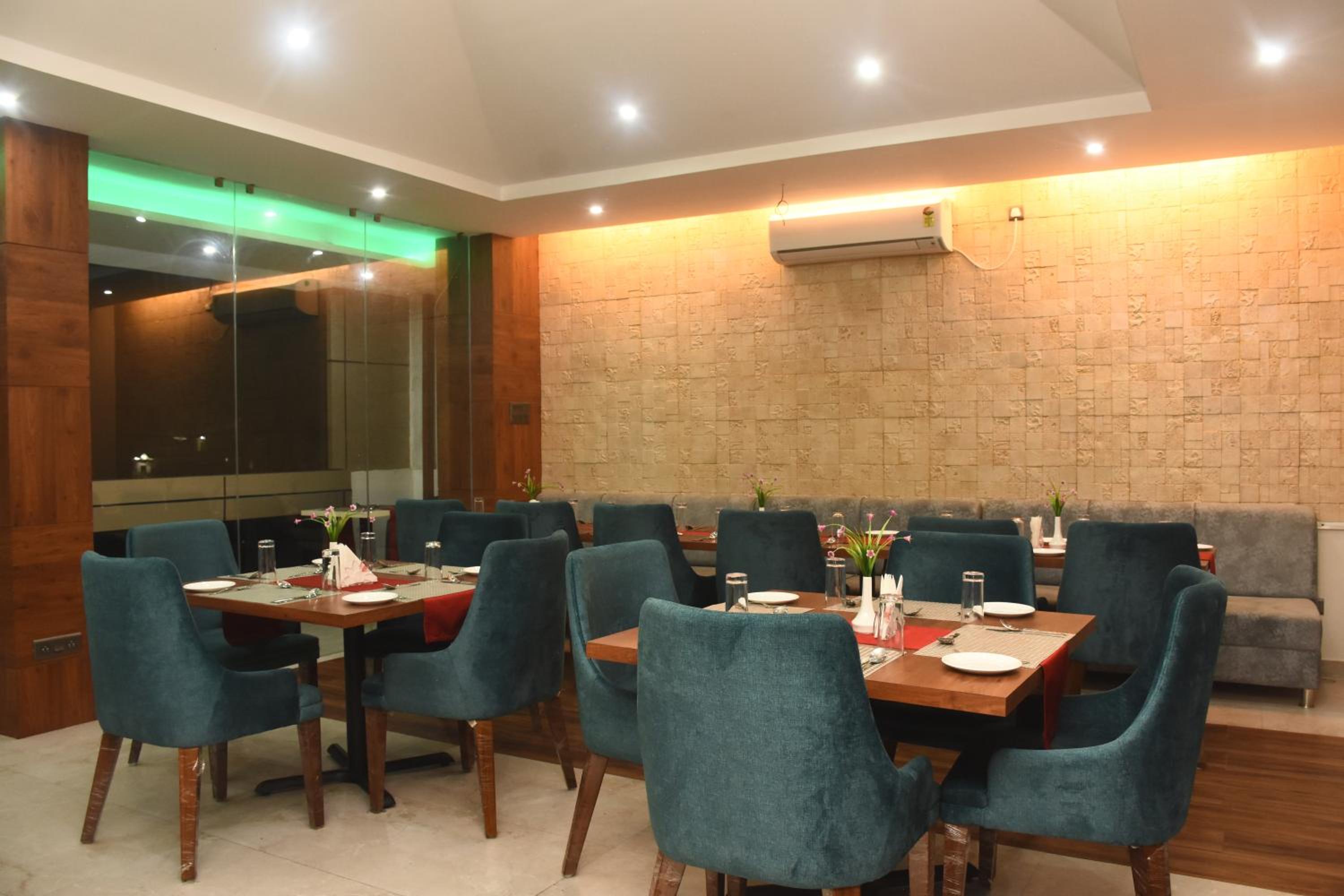 Heritage Suites