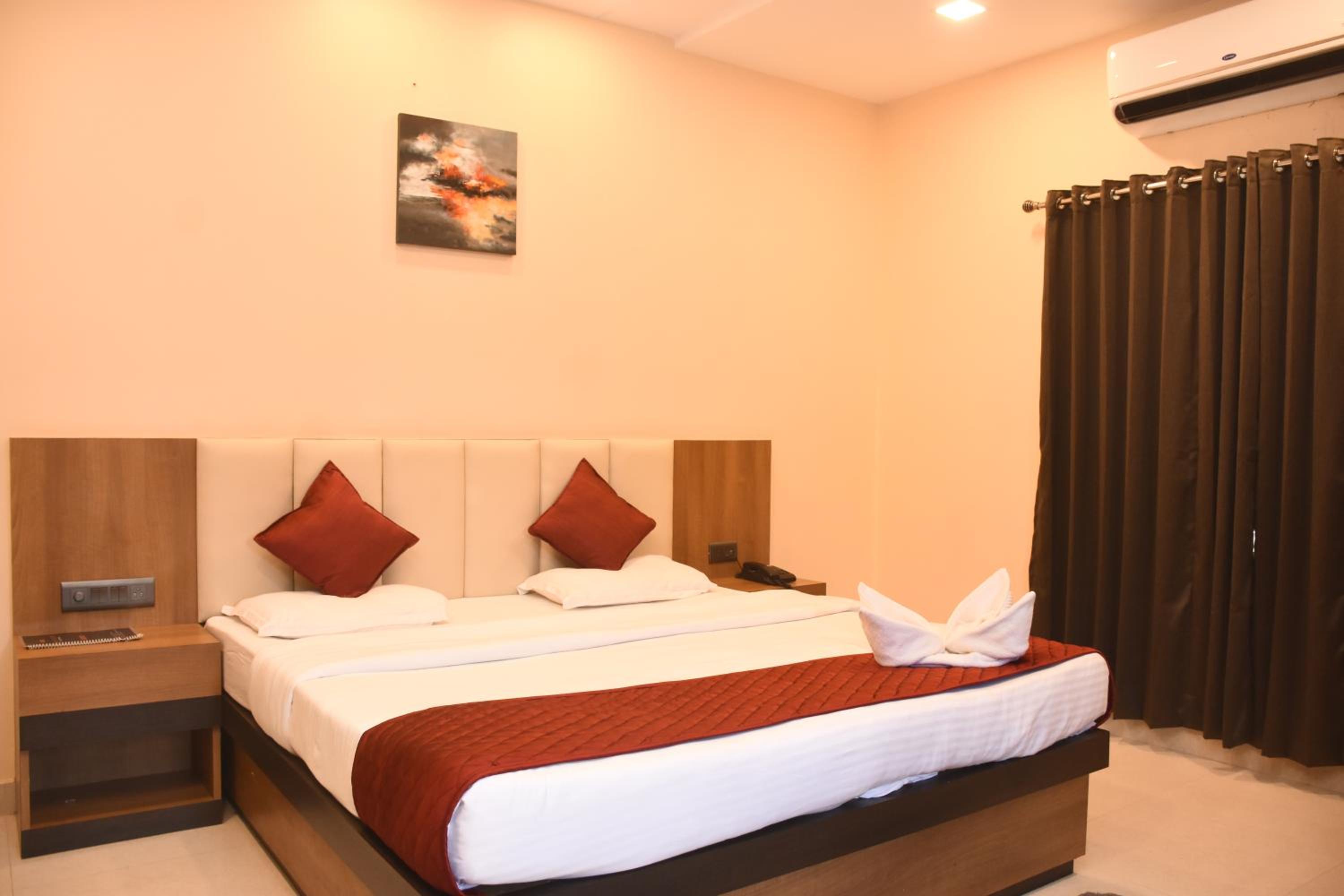 Heritage Suites