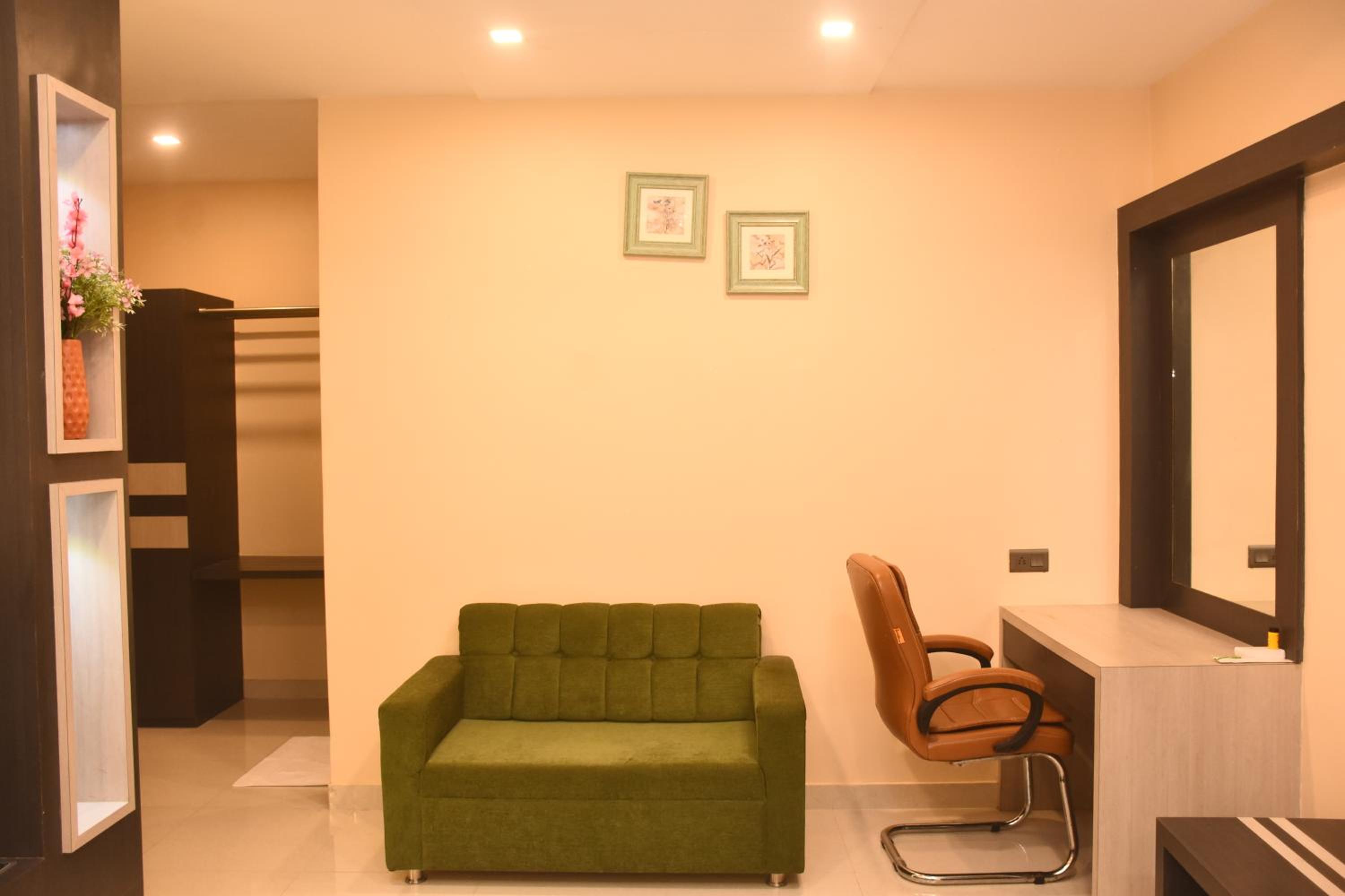 Heritage Suites