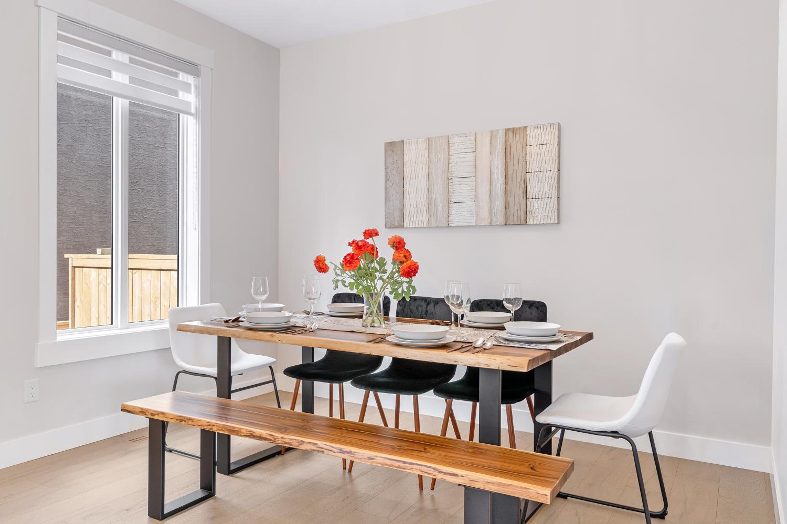 Luxury Hillhurst Home Central Location 3 Br