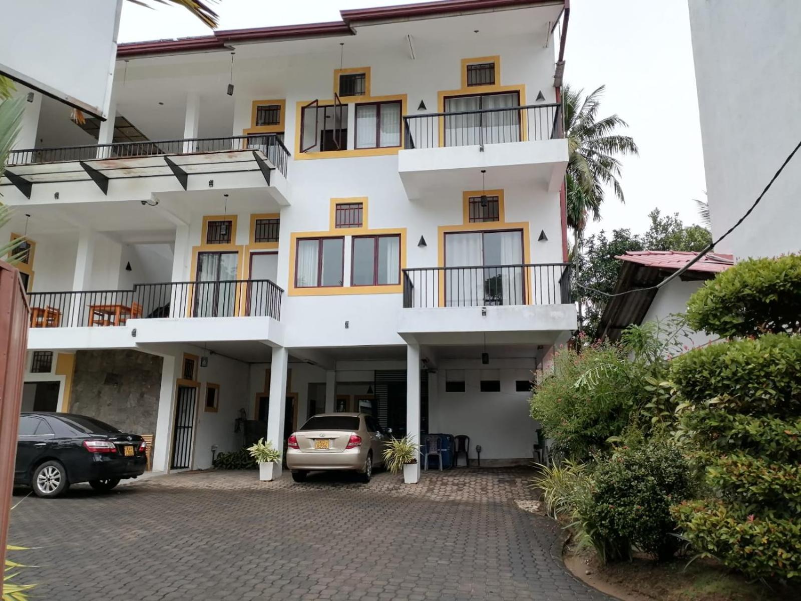 Hotel Apna Galle