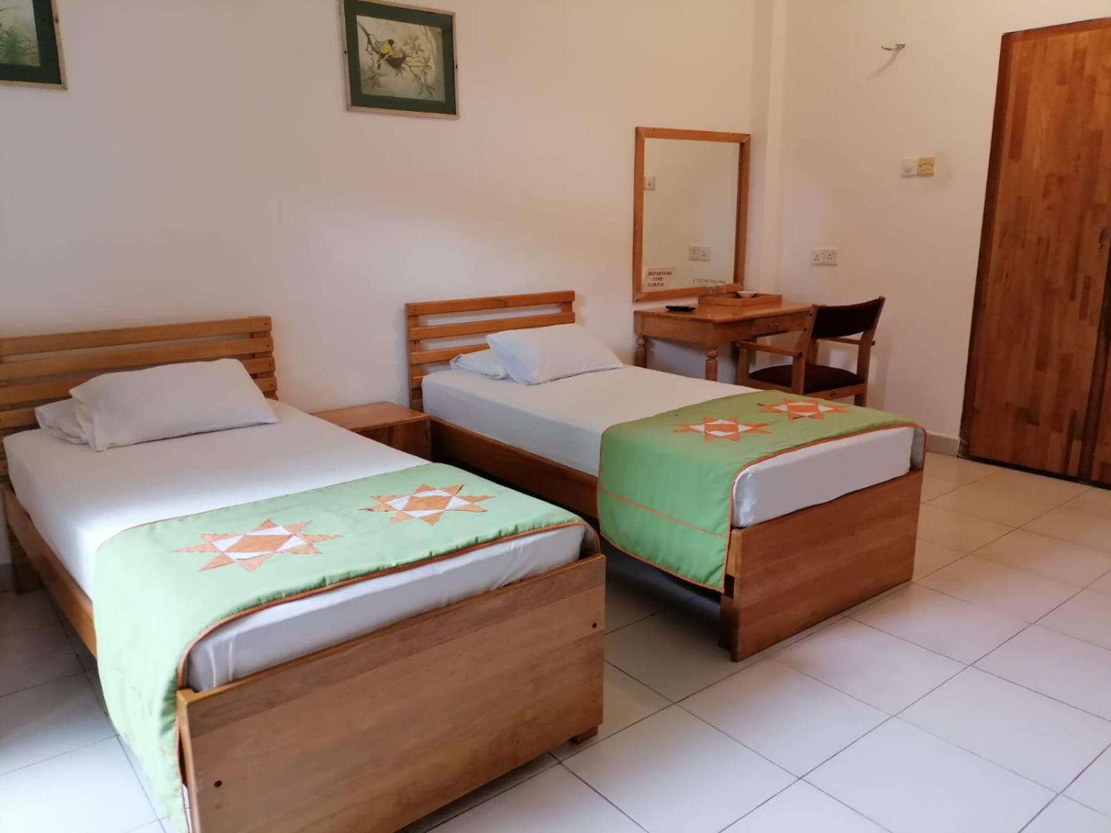 Hotel Apna Galle