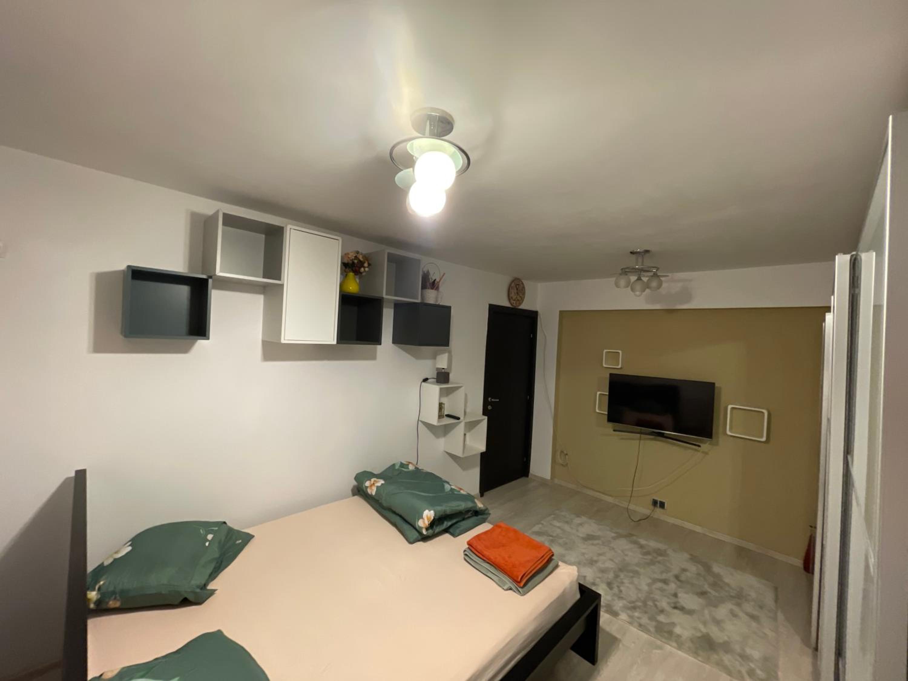Friendly Two Rooms NEW Building by CHR Luxury Property view 3
