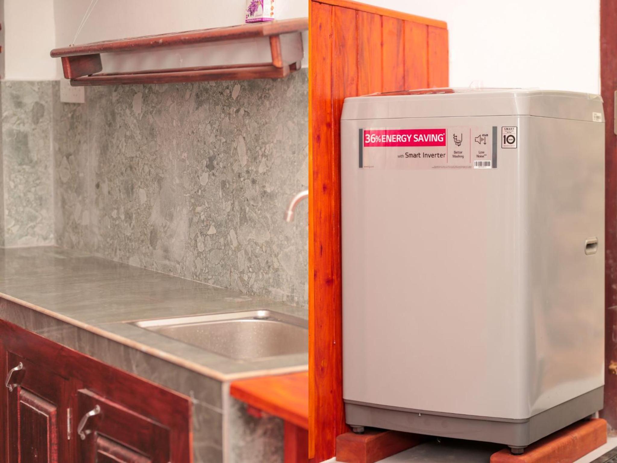Kurumi Capsule Hotel