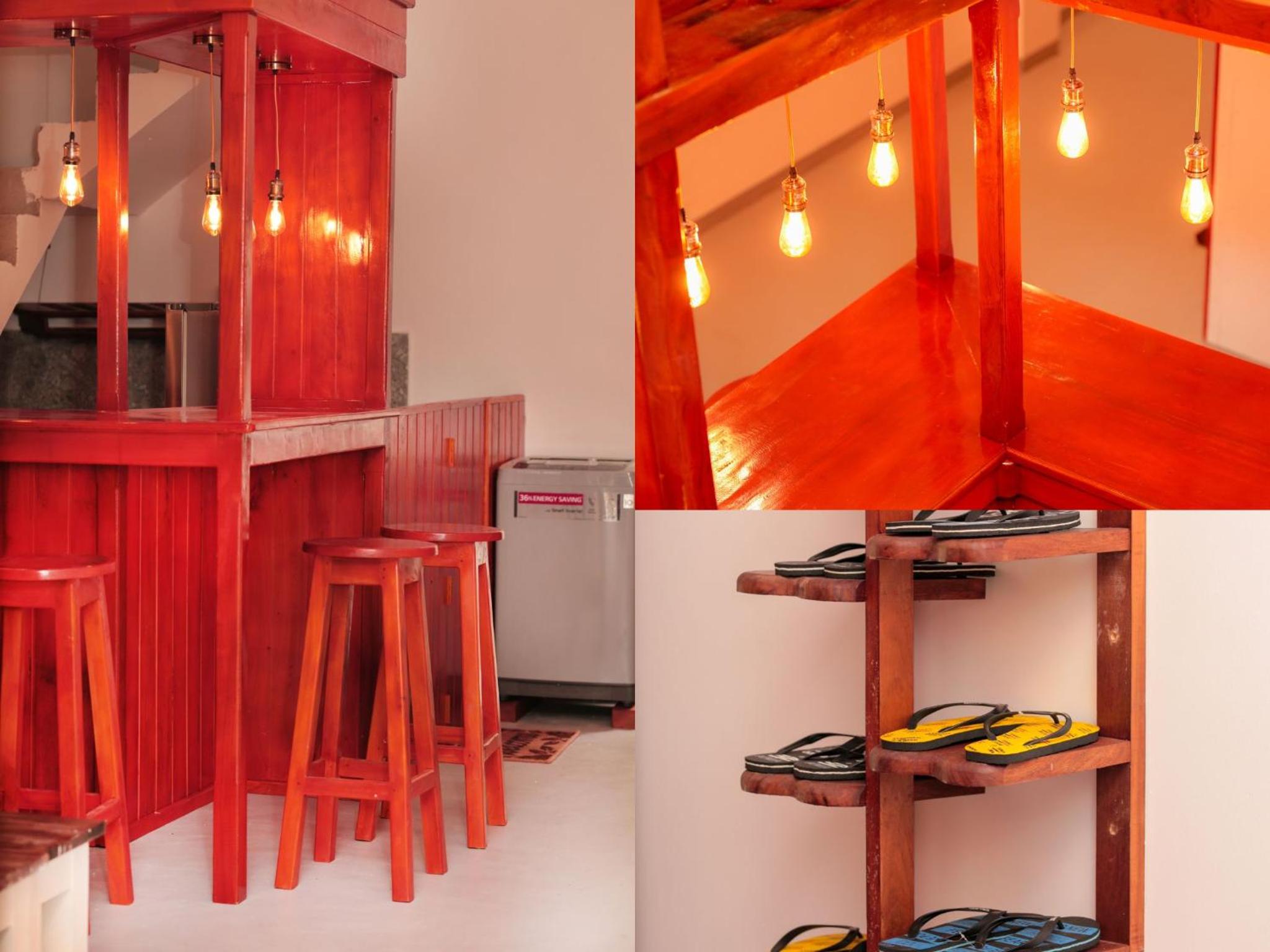 Kurumi Capsule Hotel