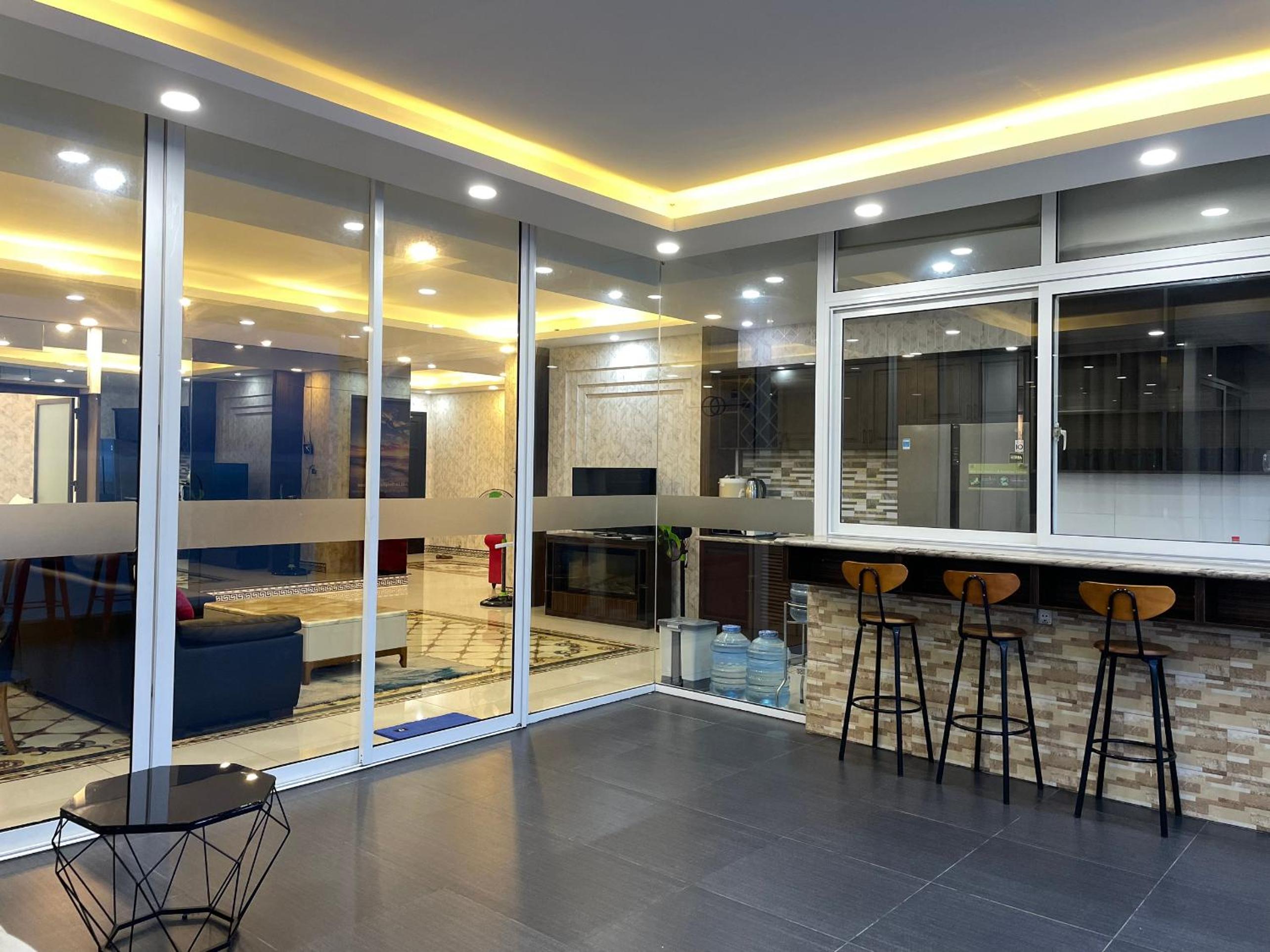 penthouse 5pn Oasky