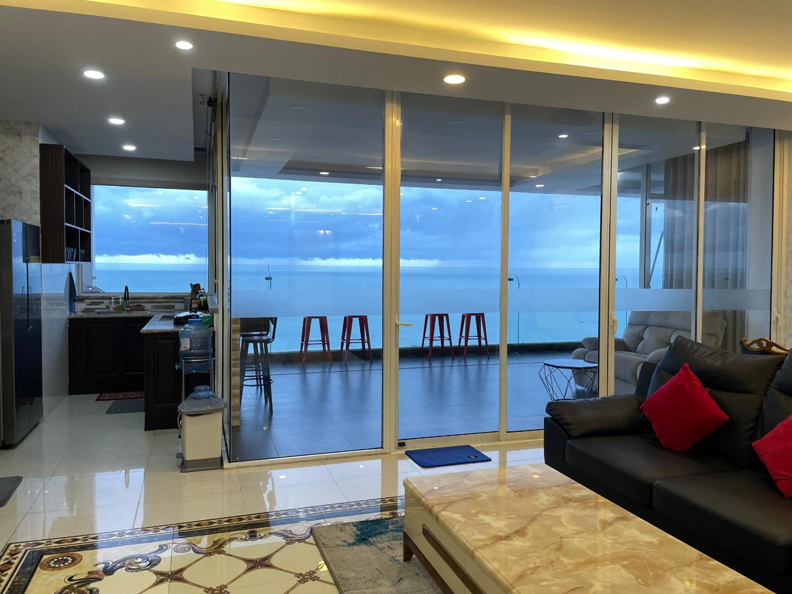 penthouse 5pn Oasky