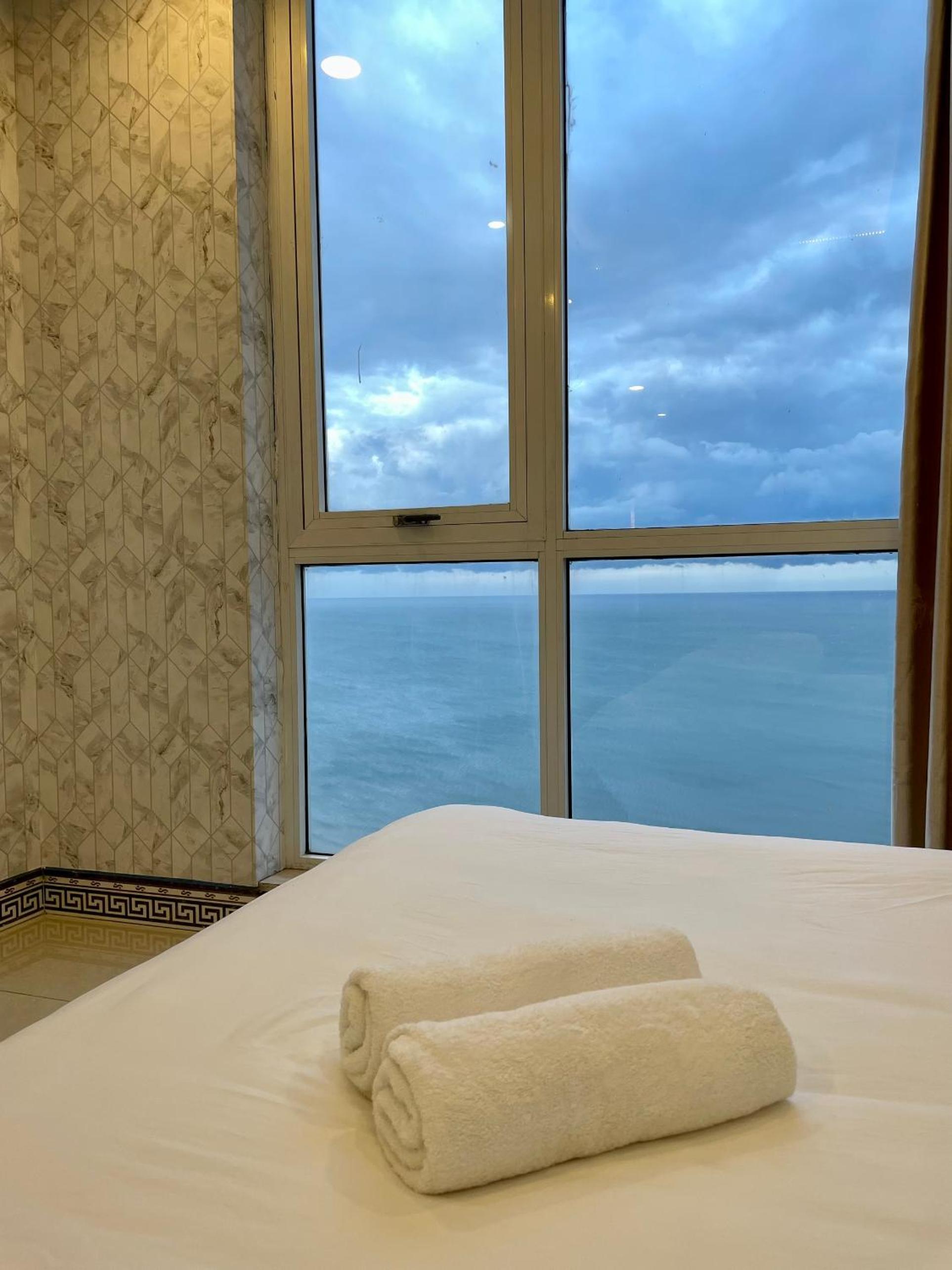 penthouse 5pn Oasky