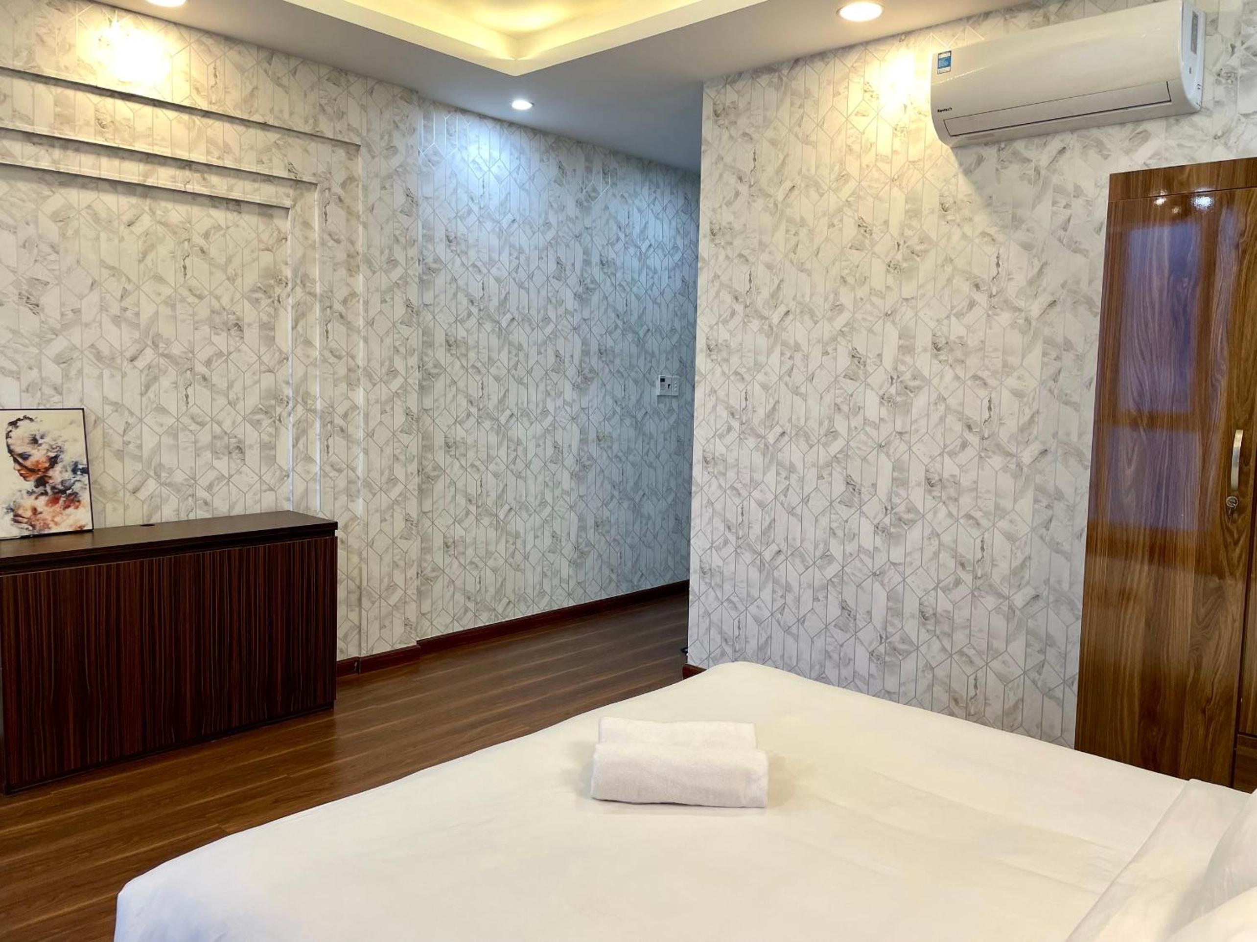 penthouse 5pn Oasky