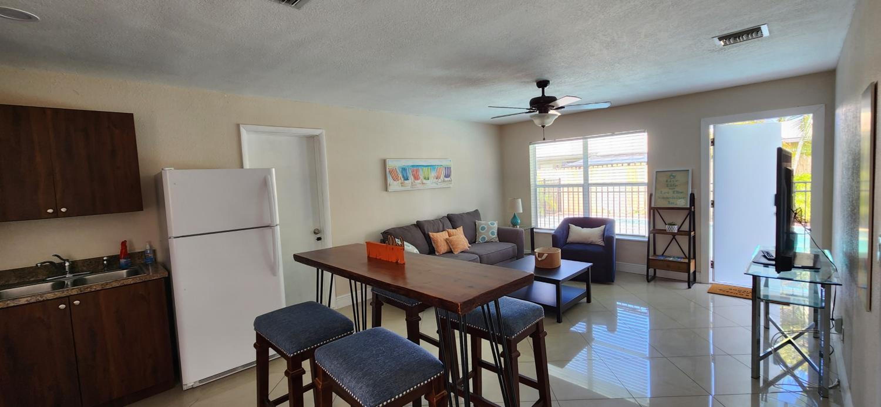 Private Home, KING Room- Pool & Patios - Near Beaches & Dining, photo 86