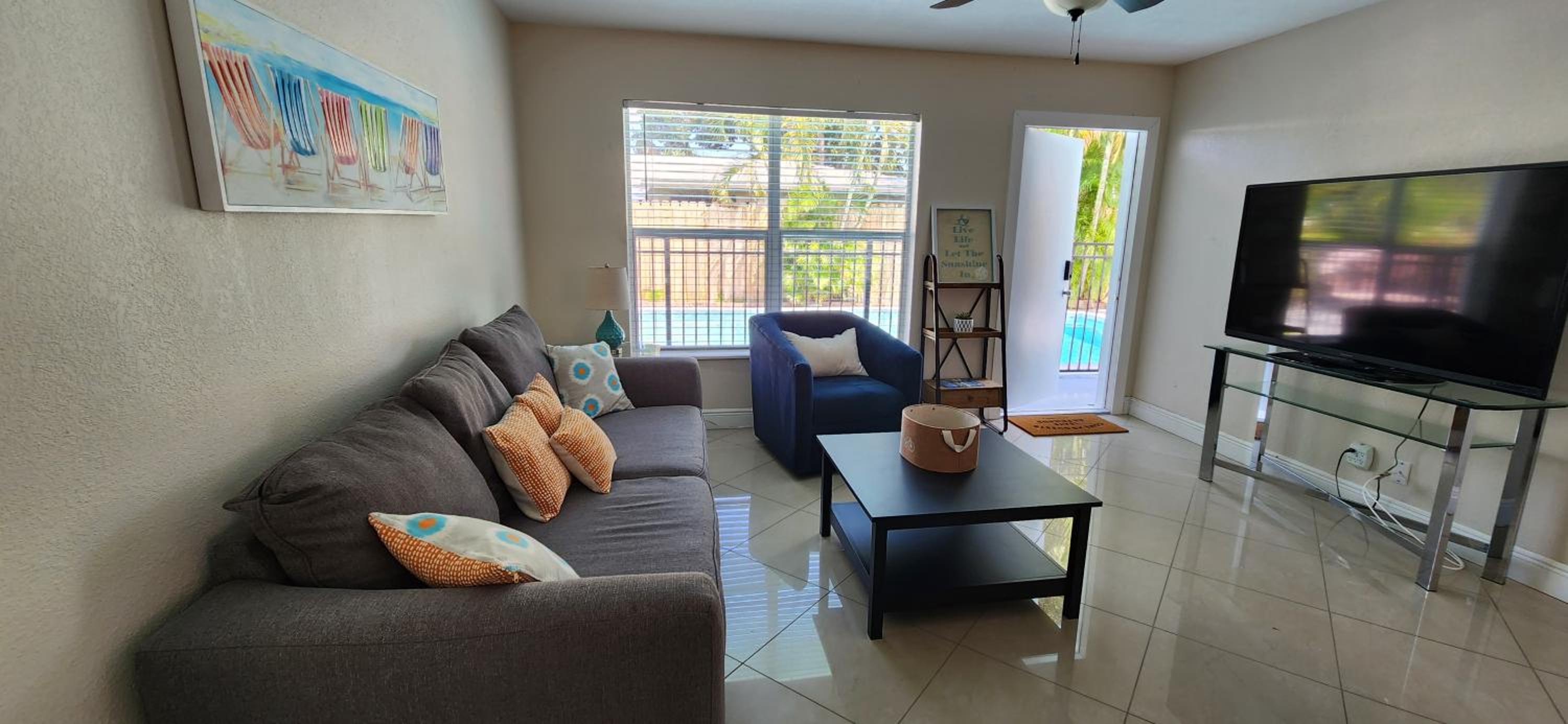 Private Home, KING Room- Pool & Patios - Near Beaches & Dining, photo 68