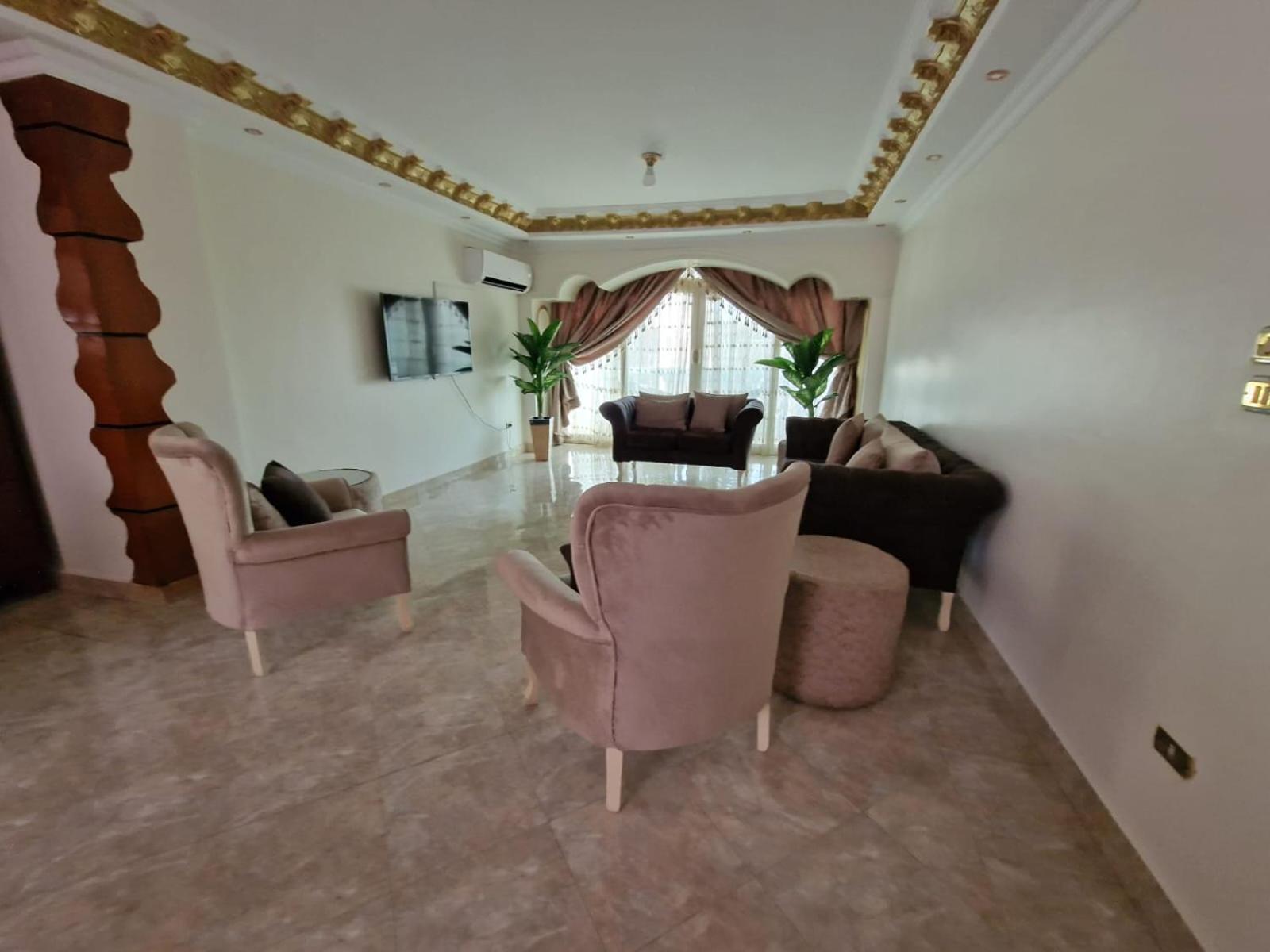Luxury Pyramid View and a 3BR Penthouse with Giza Pyramids & Sphinx Nearby