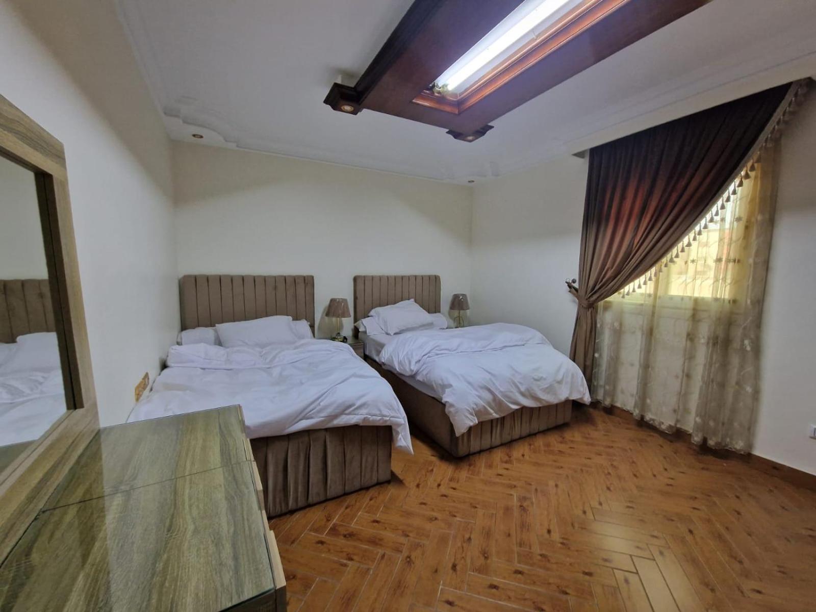 Luxury Pyramid View and a 3BR Penthouse with Giza Pyramids & Sphinx Nearby