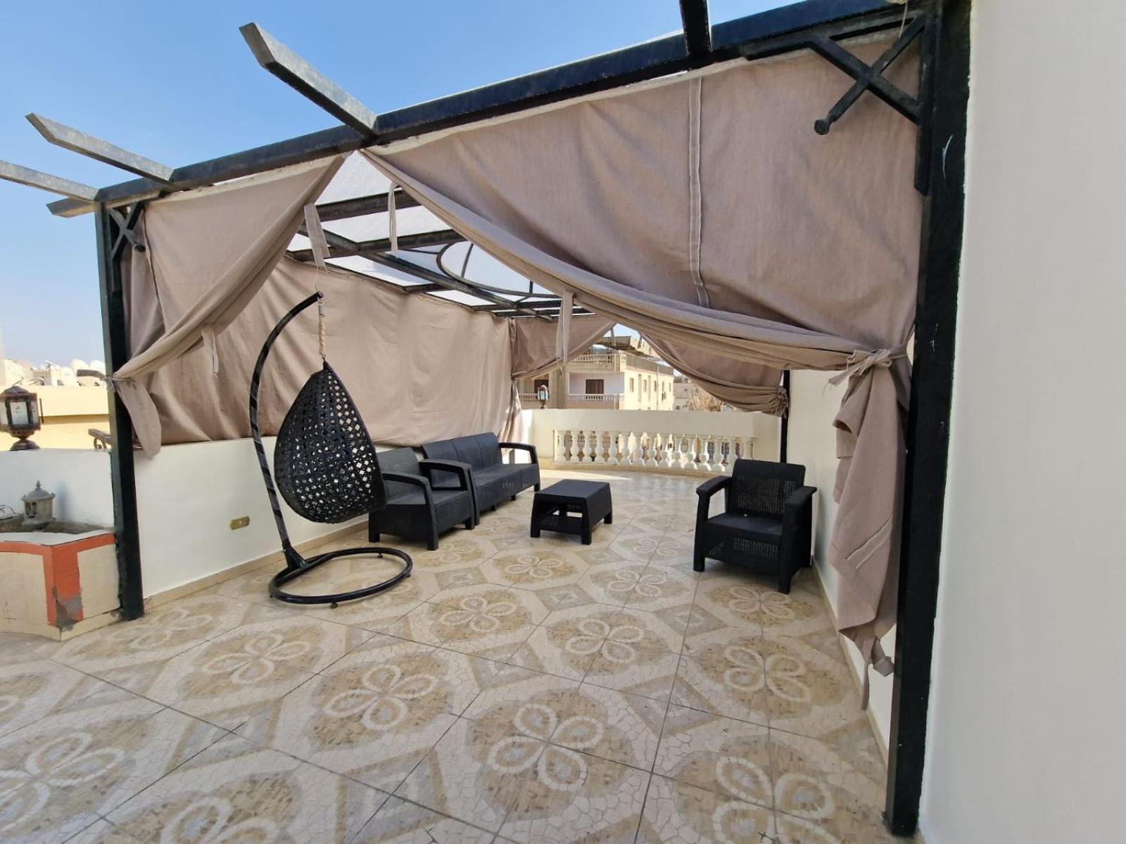 Luxury Pyramid View and a 3BR Penthouse with Giza Pyramids & Sphinx Nearby