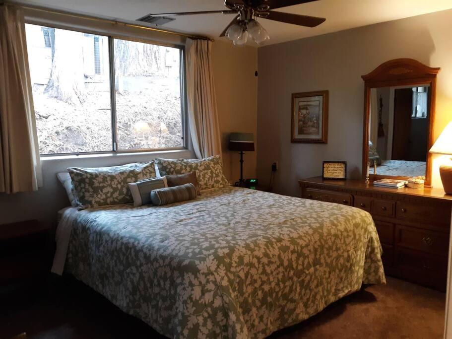 Fairway Apartments Unit 1