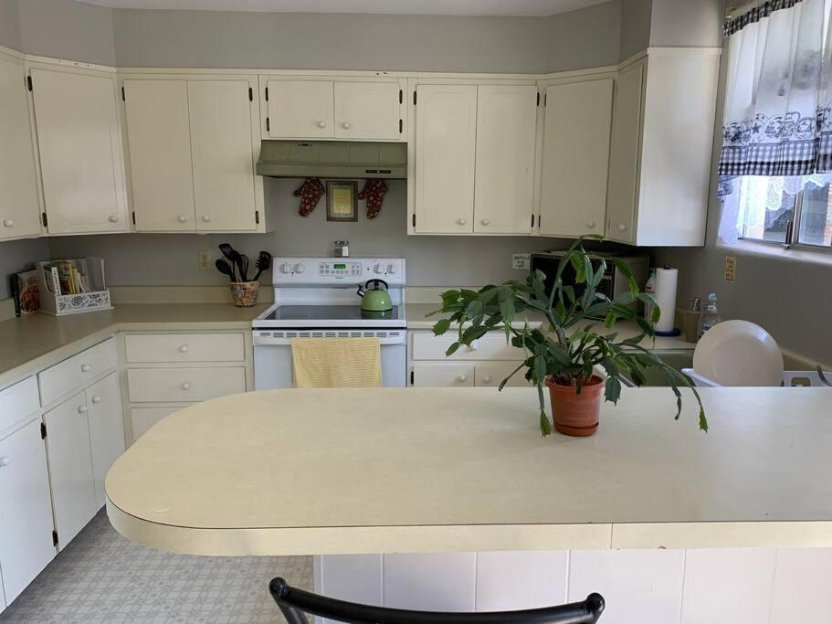 Fairway Apartments Unit 1