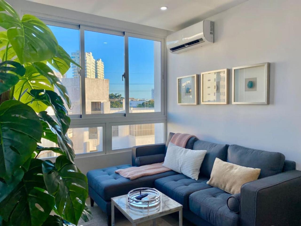Cozy City Center Condo Full AC view 3