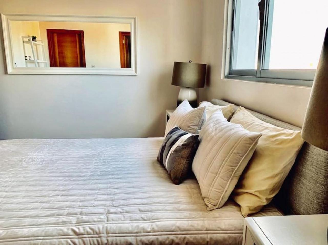 Stylish Centric Apt great View