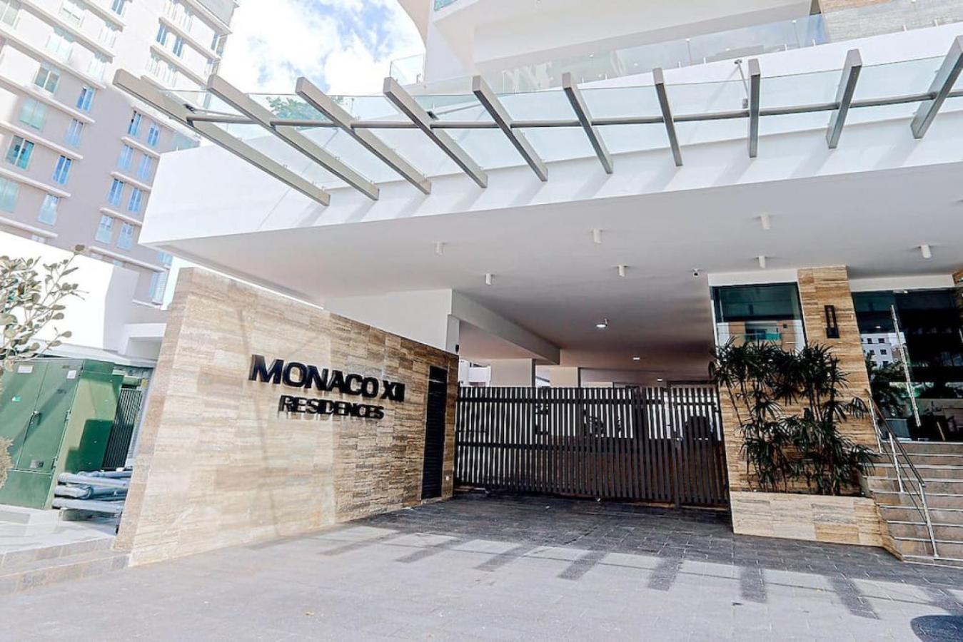 Luxury Centric Upscale Condo
