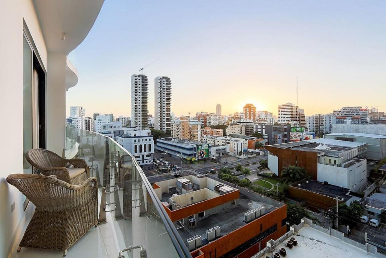 Luxury Centric Upscale Condo