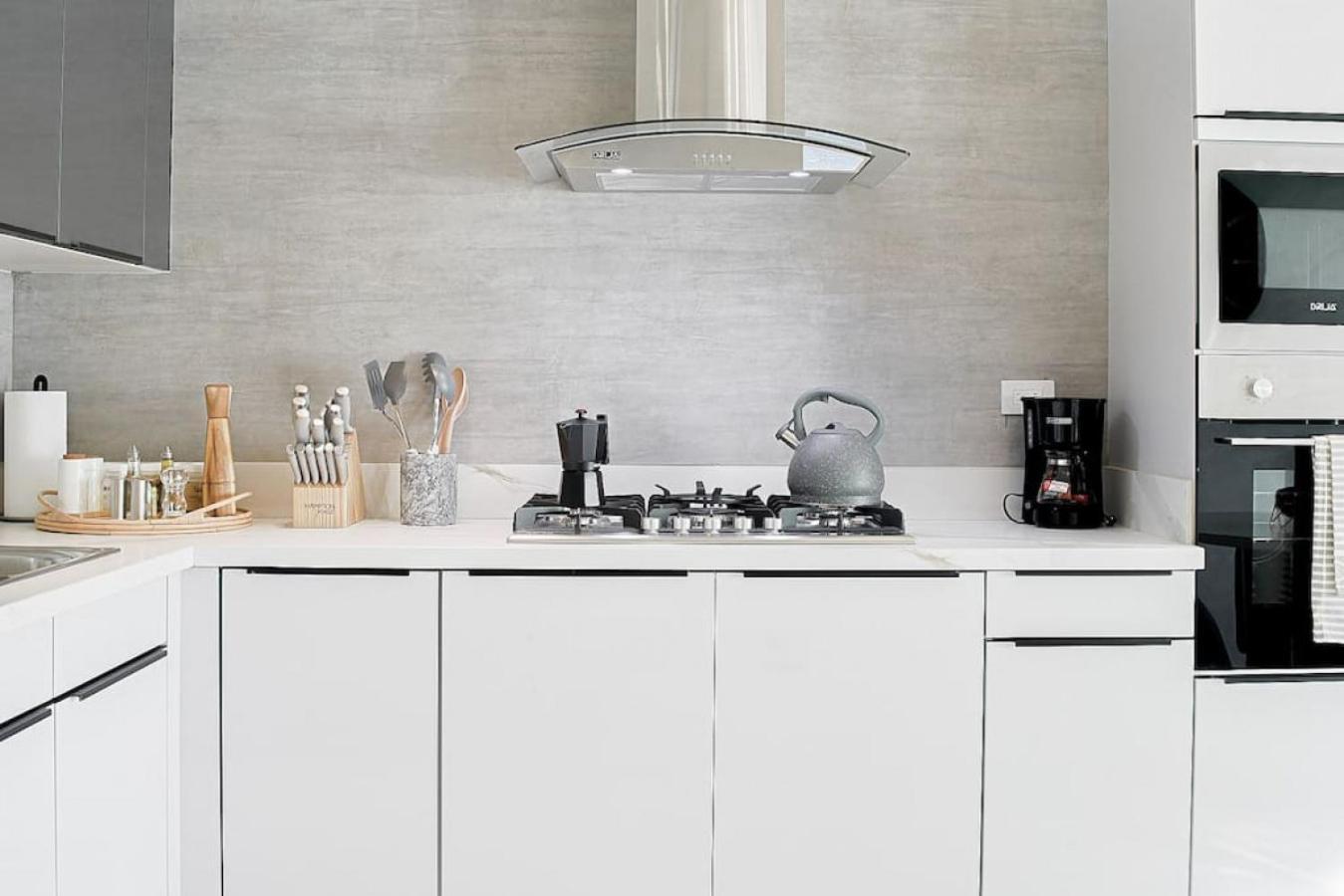 Luxury Centric Upscale Condo