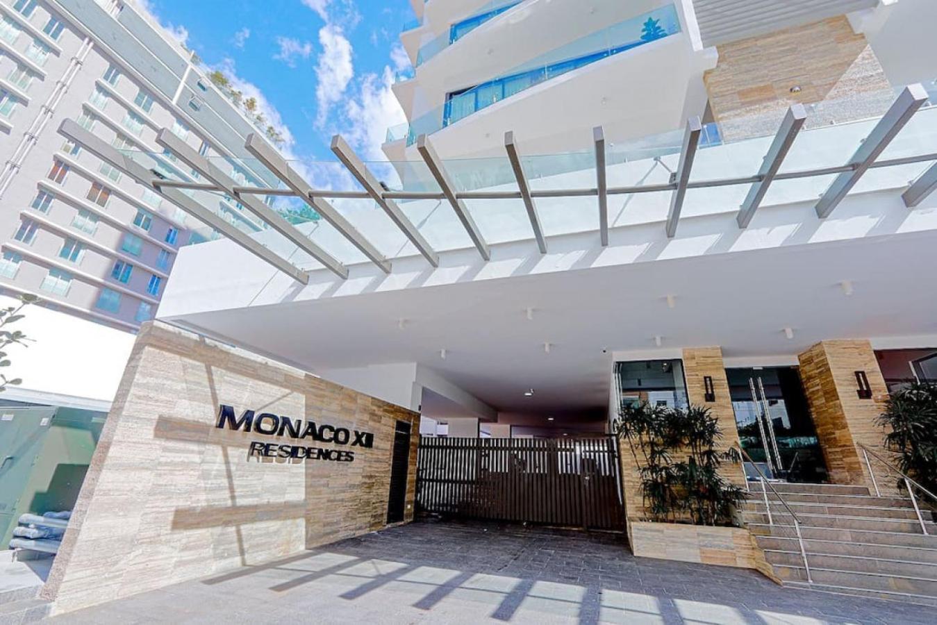 Luxury Centric Upscale Condo