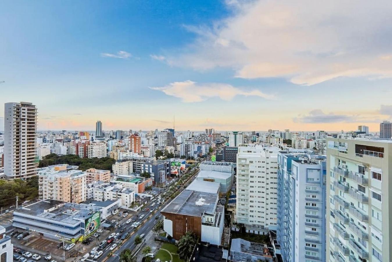 Luxury Centric Upscale Condo