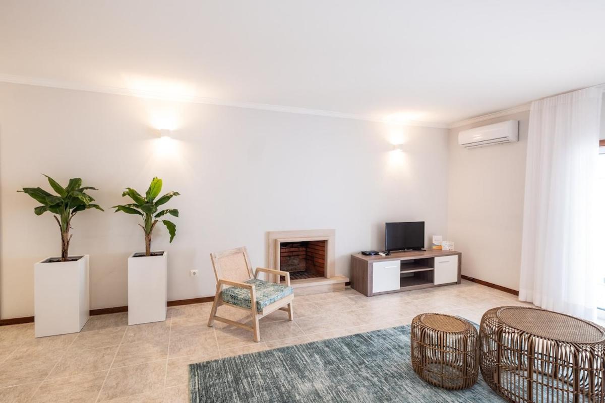 Talia Apartment