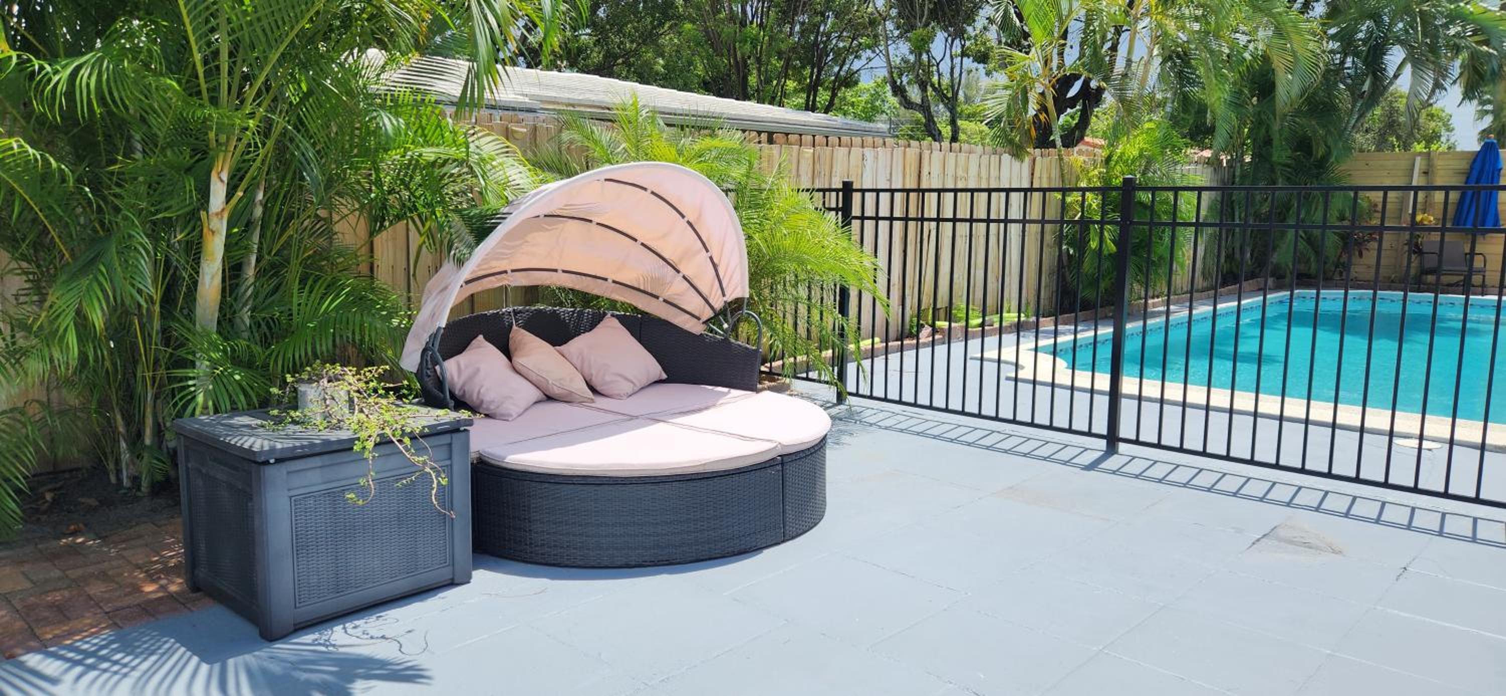Private Home, KING Room- Pool & Patios - Near Beaches & Dining, photo 63