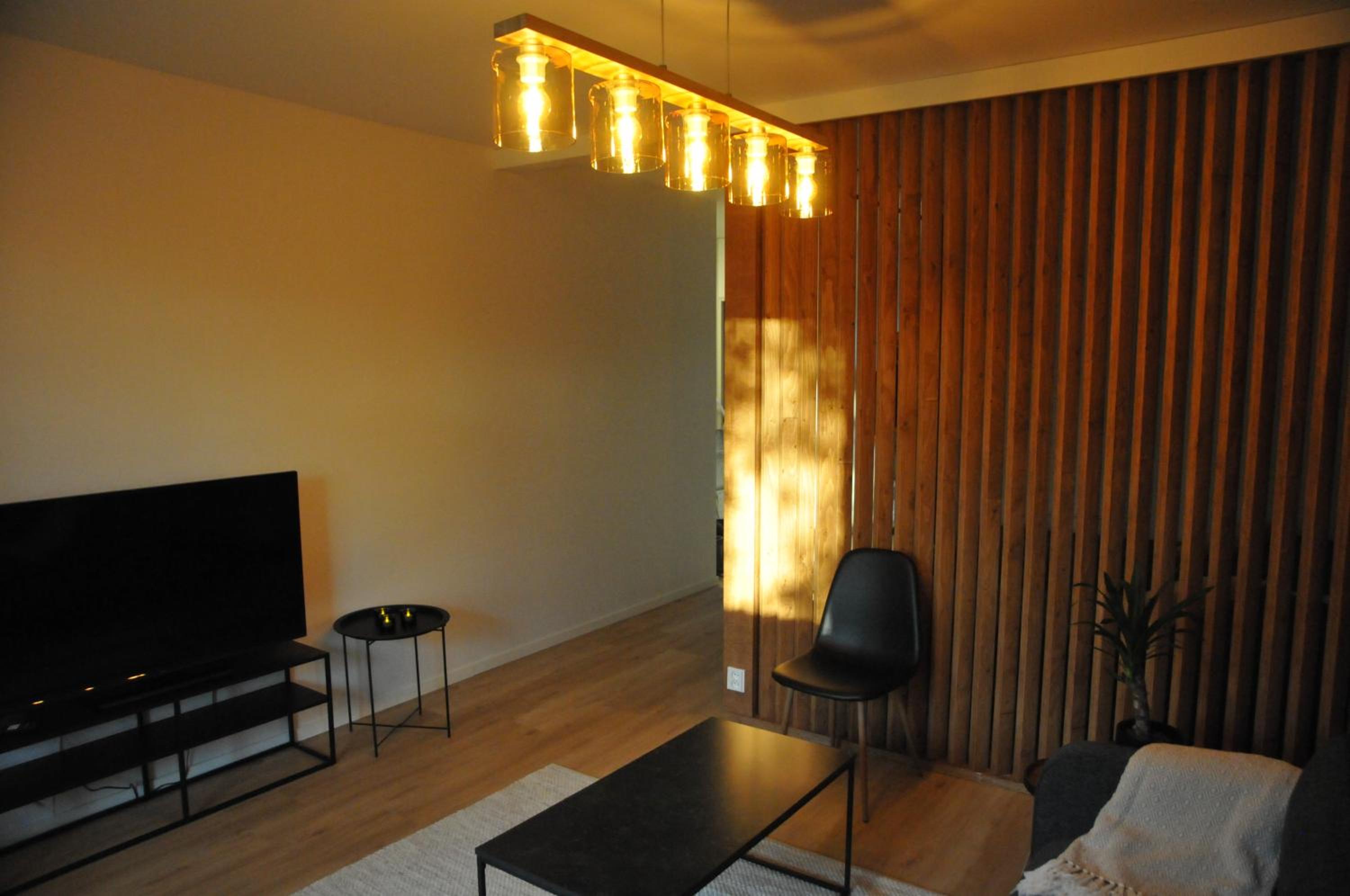 Apartment for six near Railway station