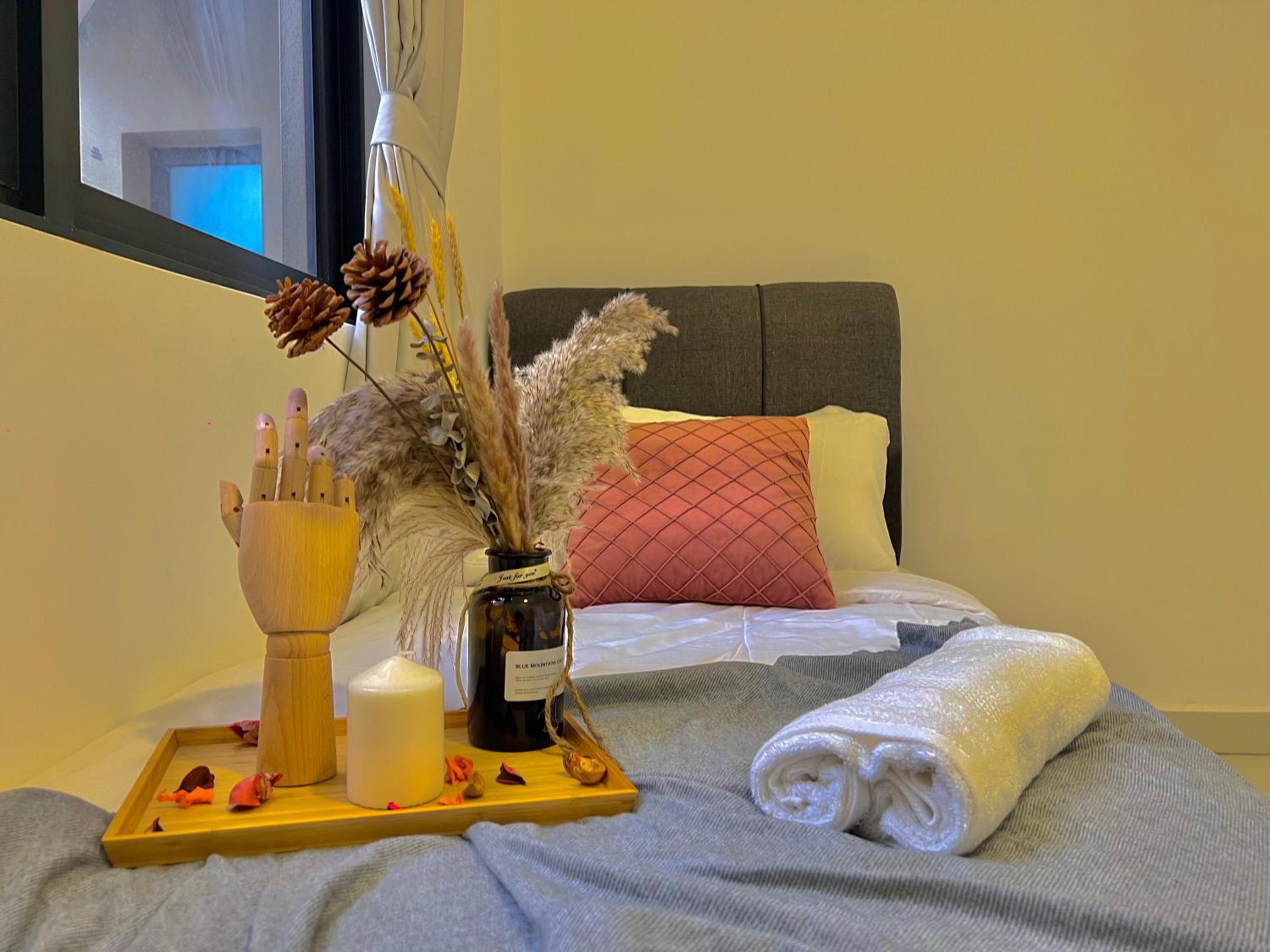 Family Type Premium Homestay MRT Shopping Mall