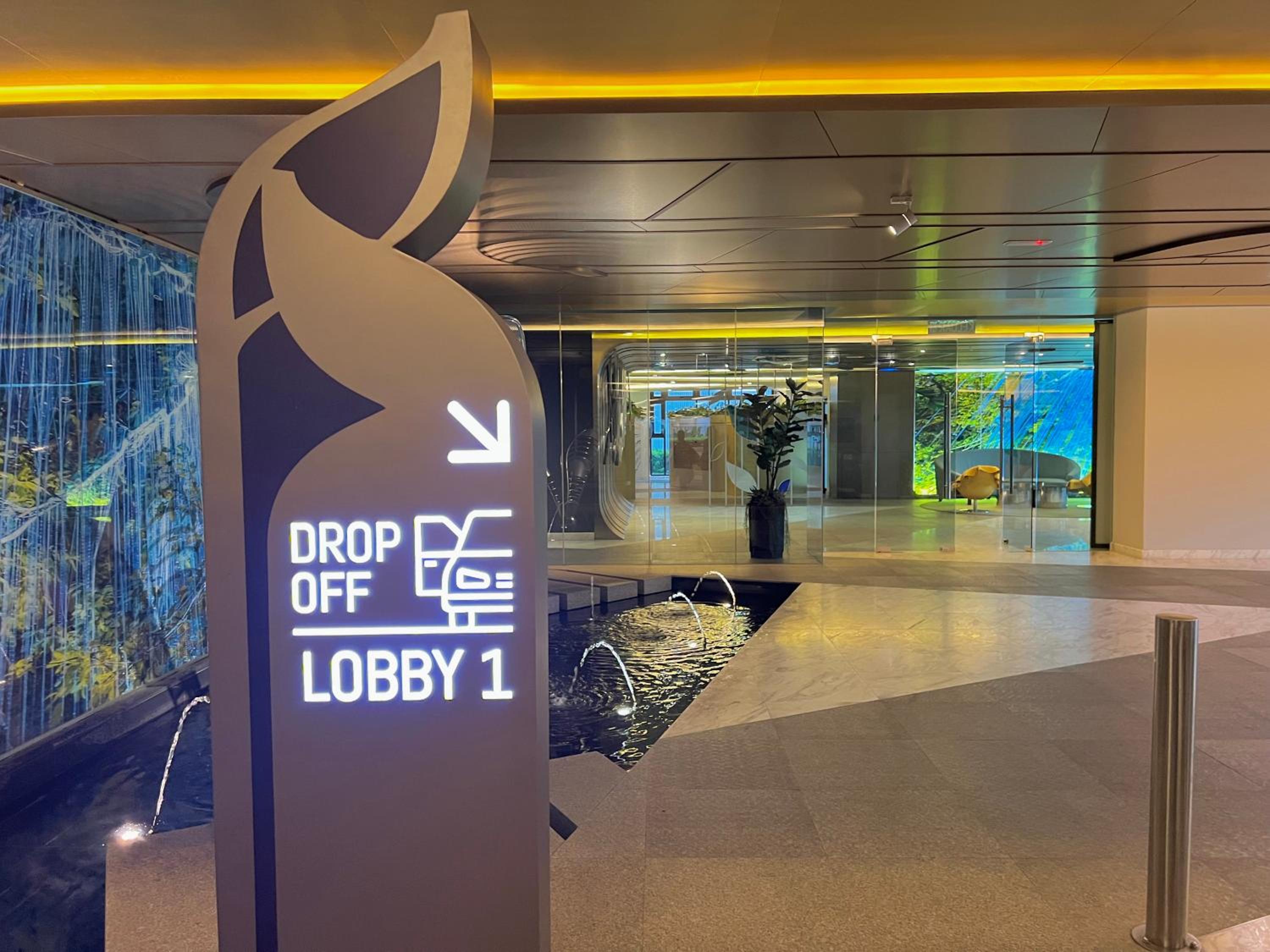 Family Type Premium Homestay MRT Shopping Mall