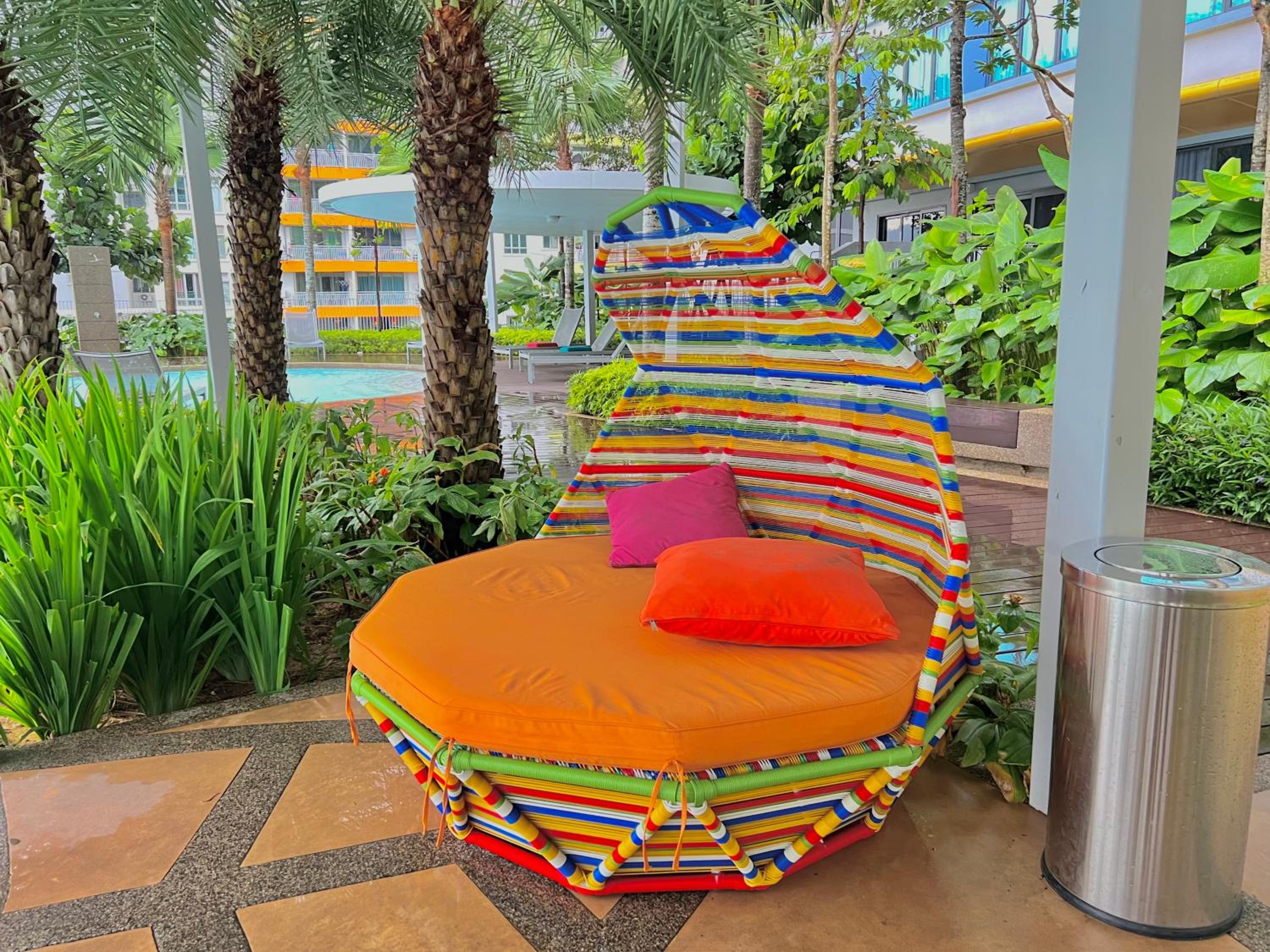 Family Type Premium Homestay MRT Shopping Mall