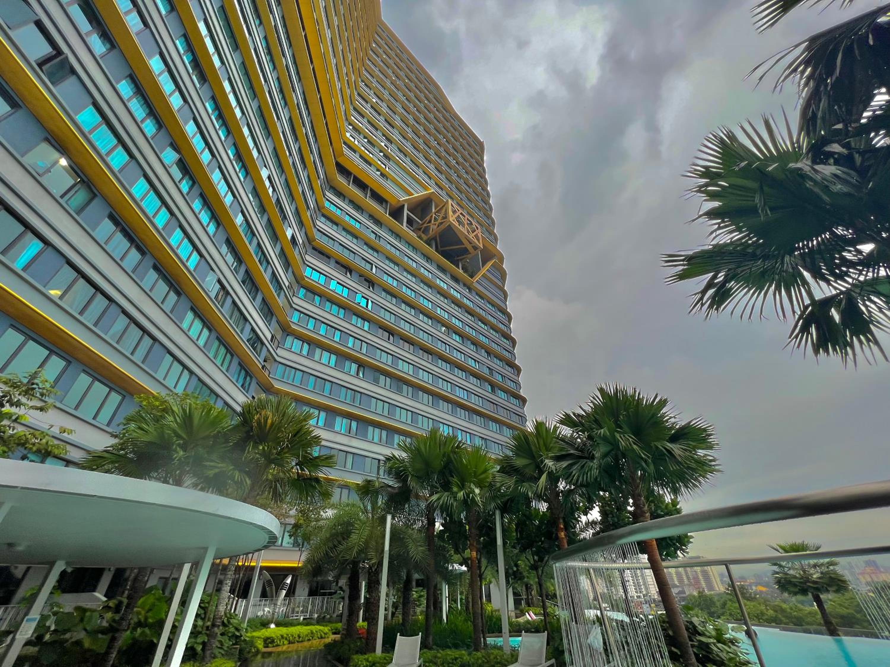 Family Type Premium Homestay MRT Shopping Mall