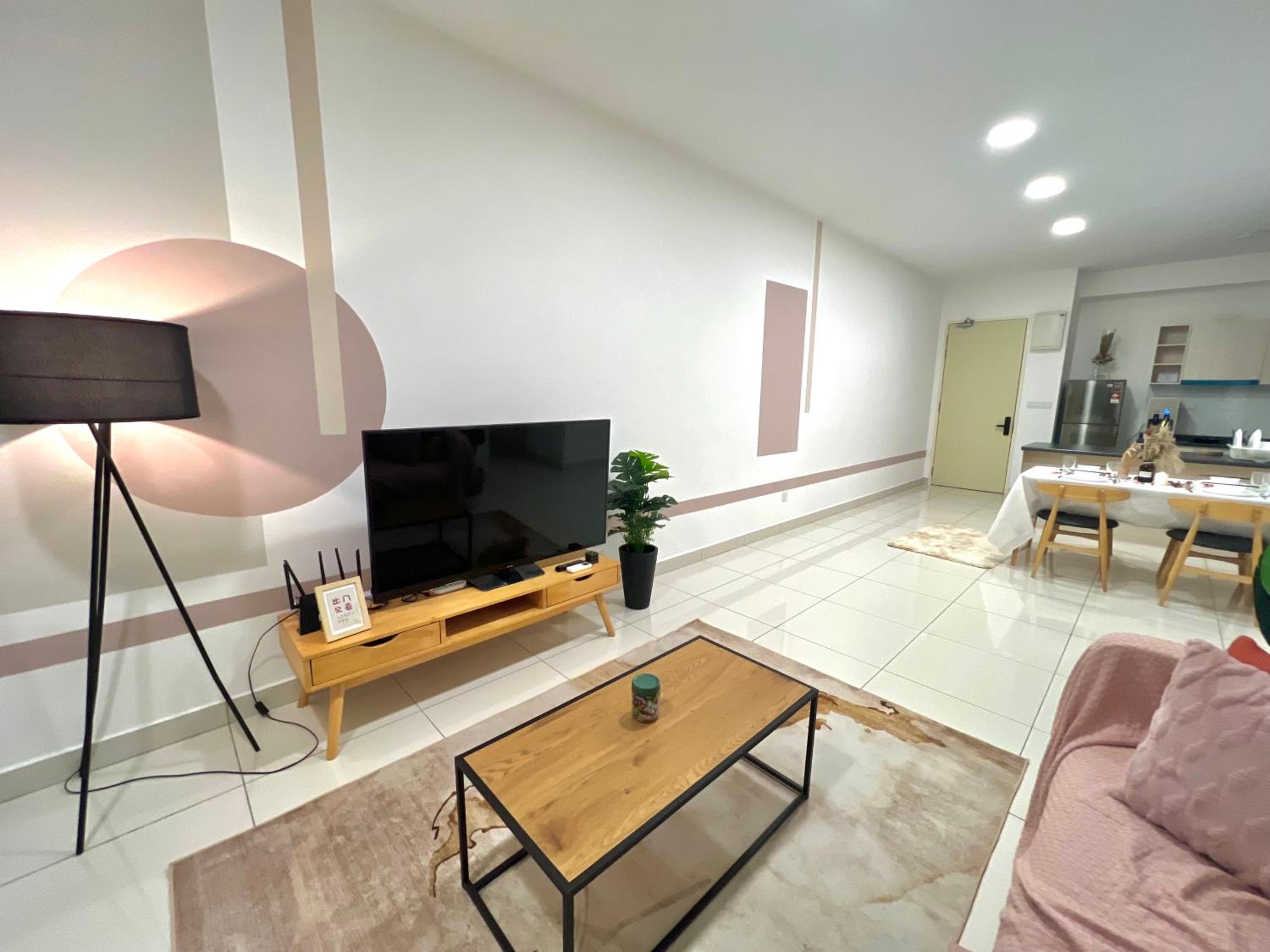 Family Type Premium Homestay MRT Shopping Mall
