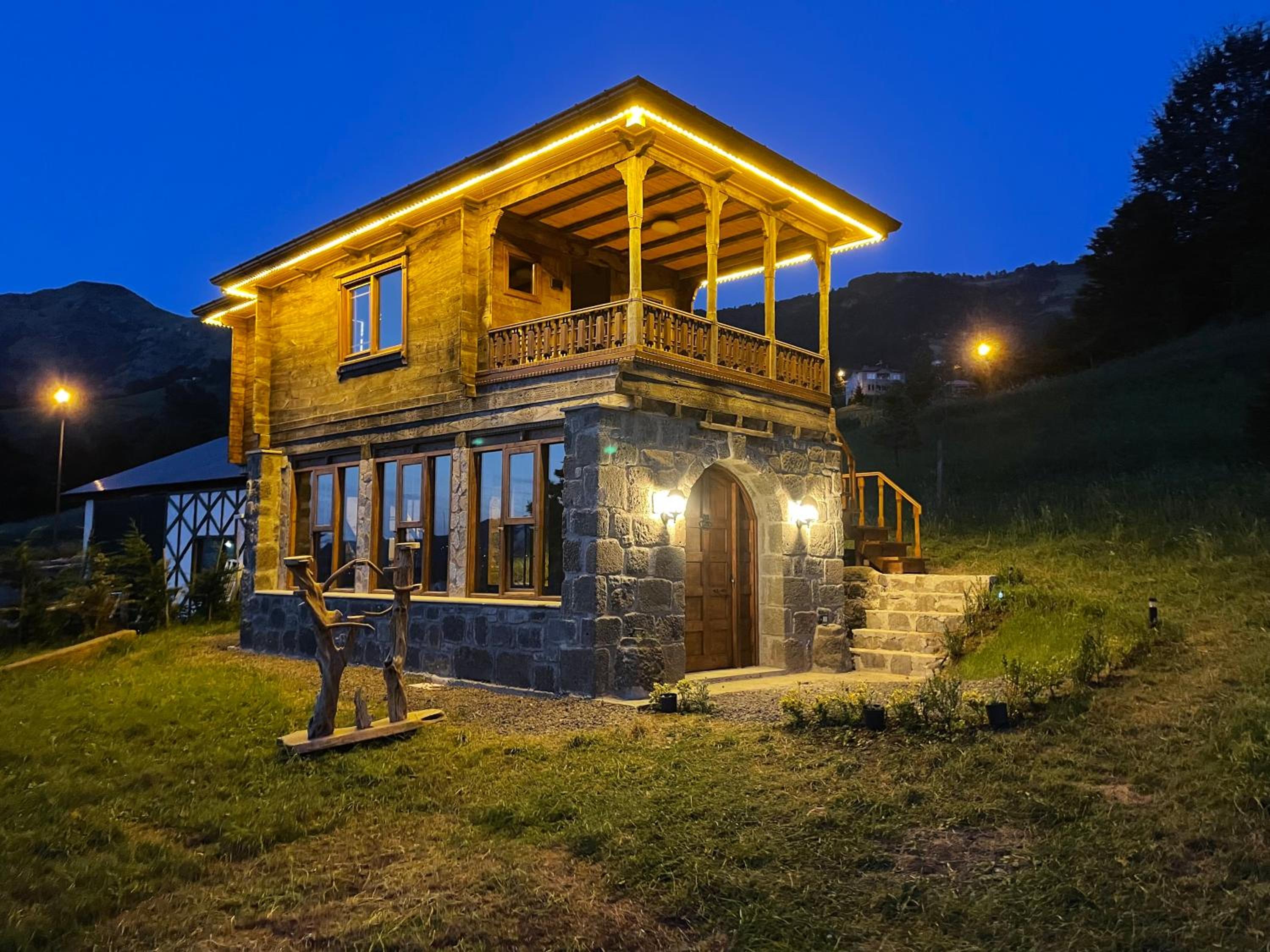 Nero House