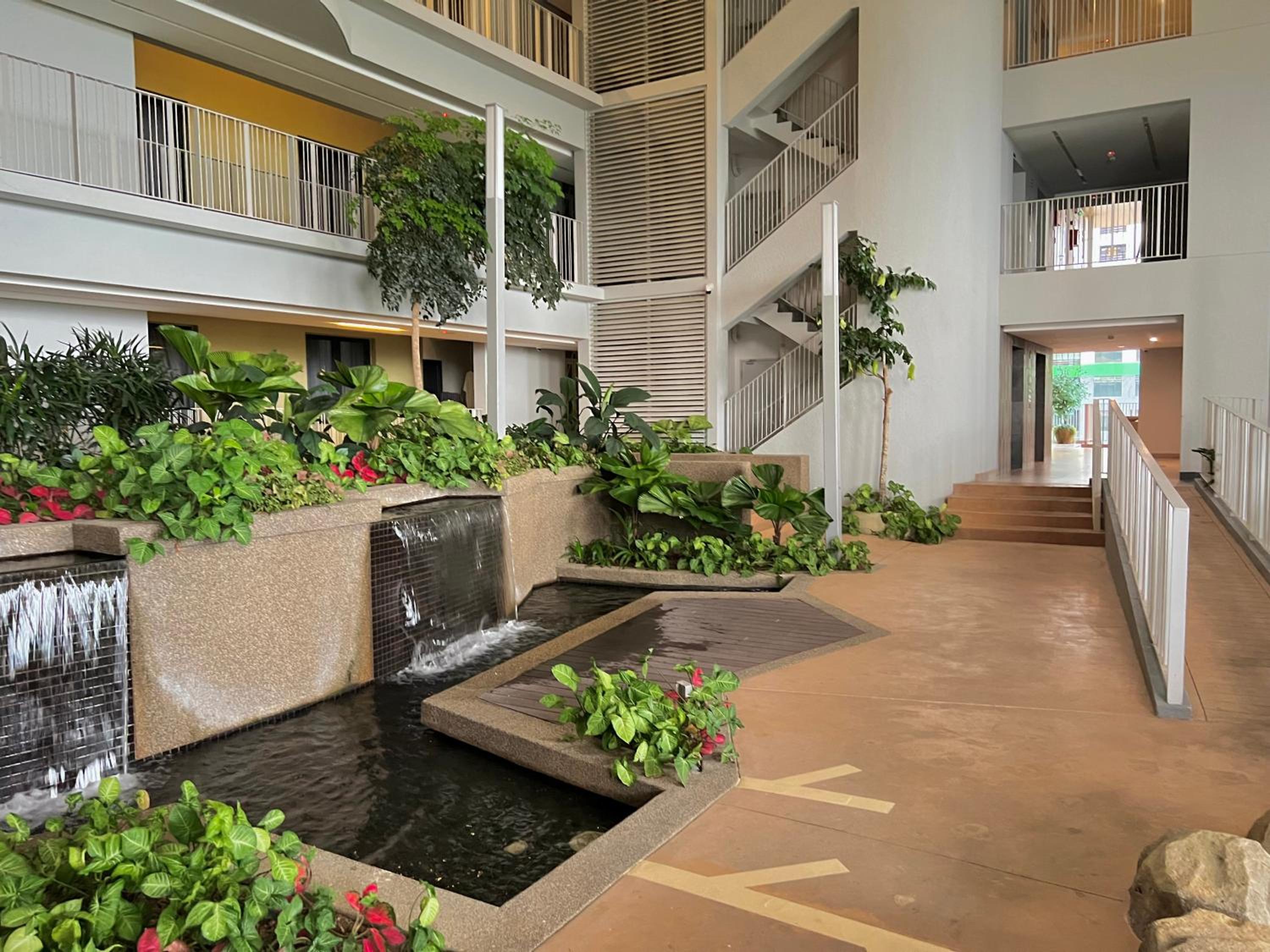 Sunway Velocity MRT LRT Premium Family Homestay